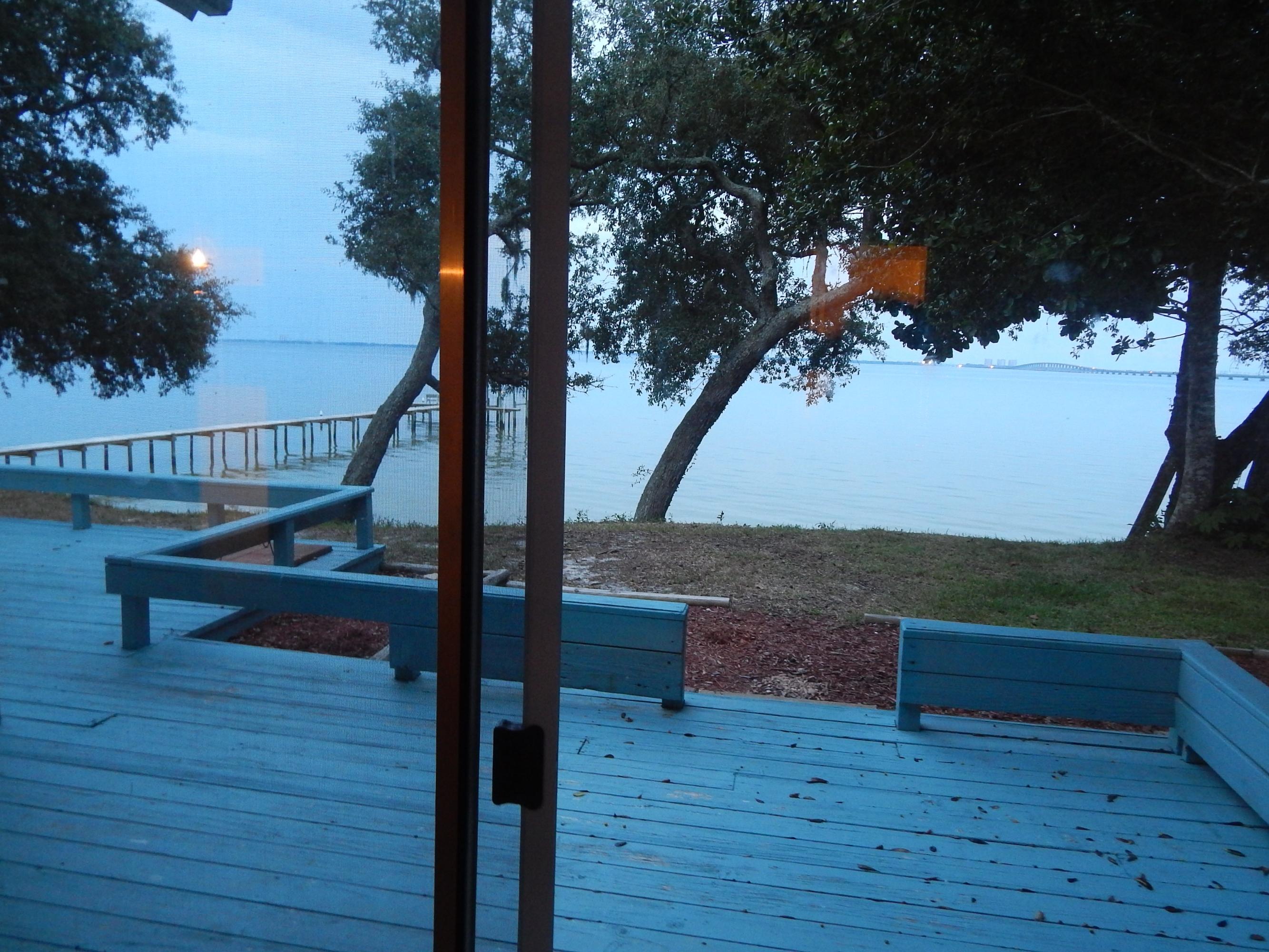 LAKE PIPPIN - Residential