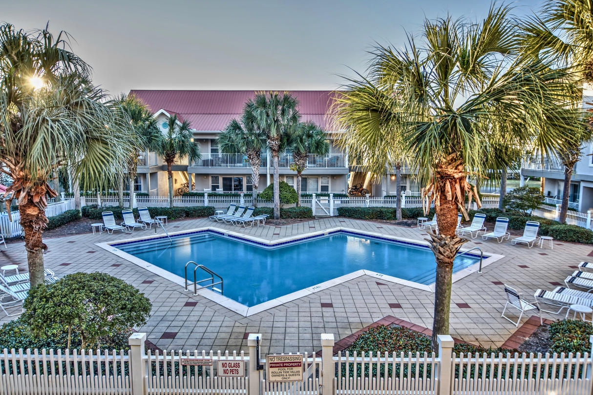 ROLLIN TIDE VILLAS - Residential