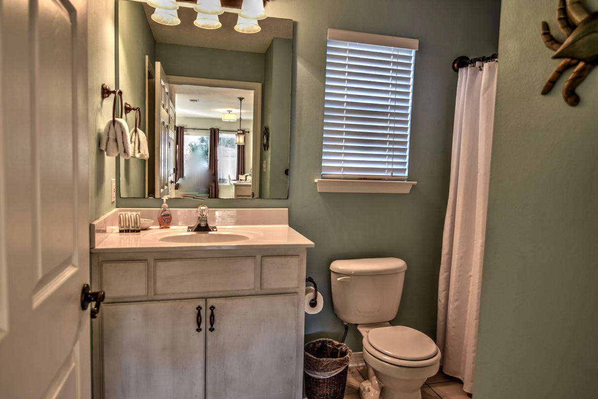 ROLLIN TIDE VILLAS - Residential