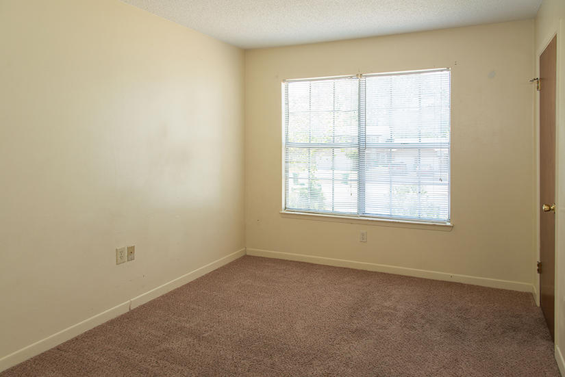 QUAIL MEADOWS - Residential Lease