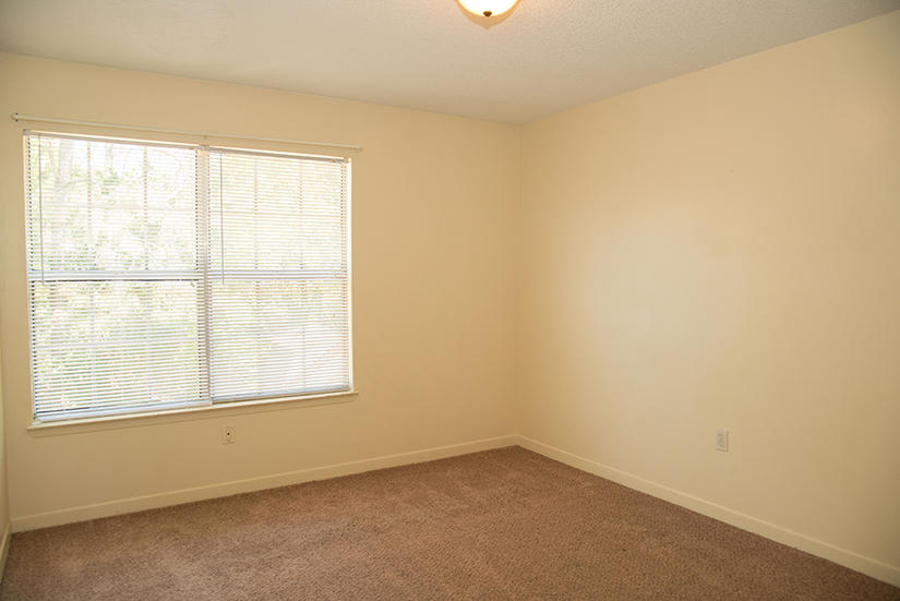 QUAIL MEADOWS - Residential Lease