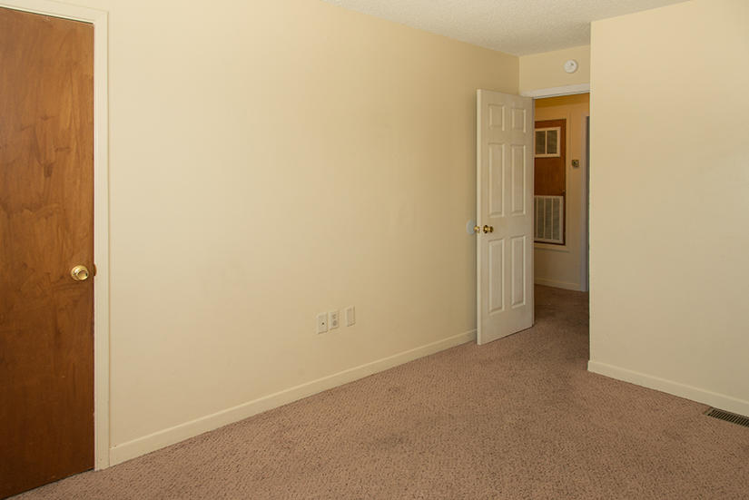 QUAIL MEADOWS - Residential Lease