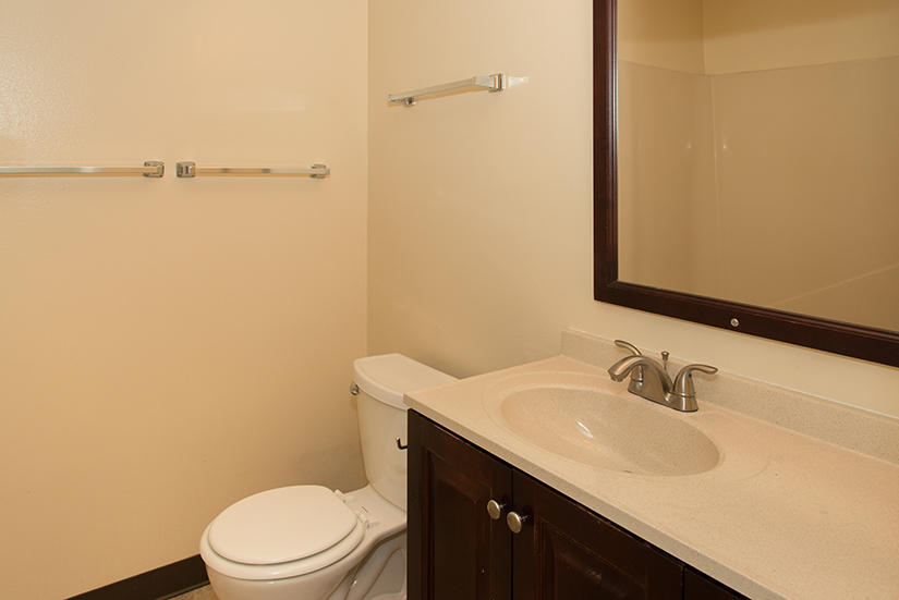 QUAIL MEADOWS - Residential Lease