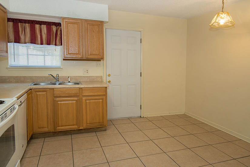 QUAIL MEADOWS - Residential Lease