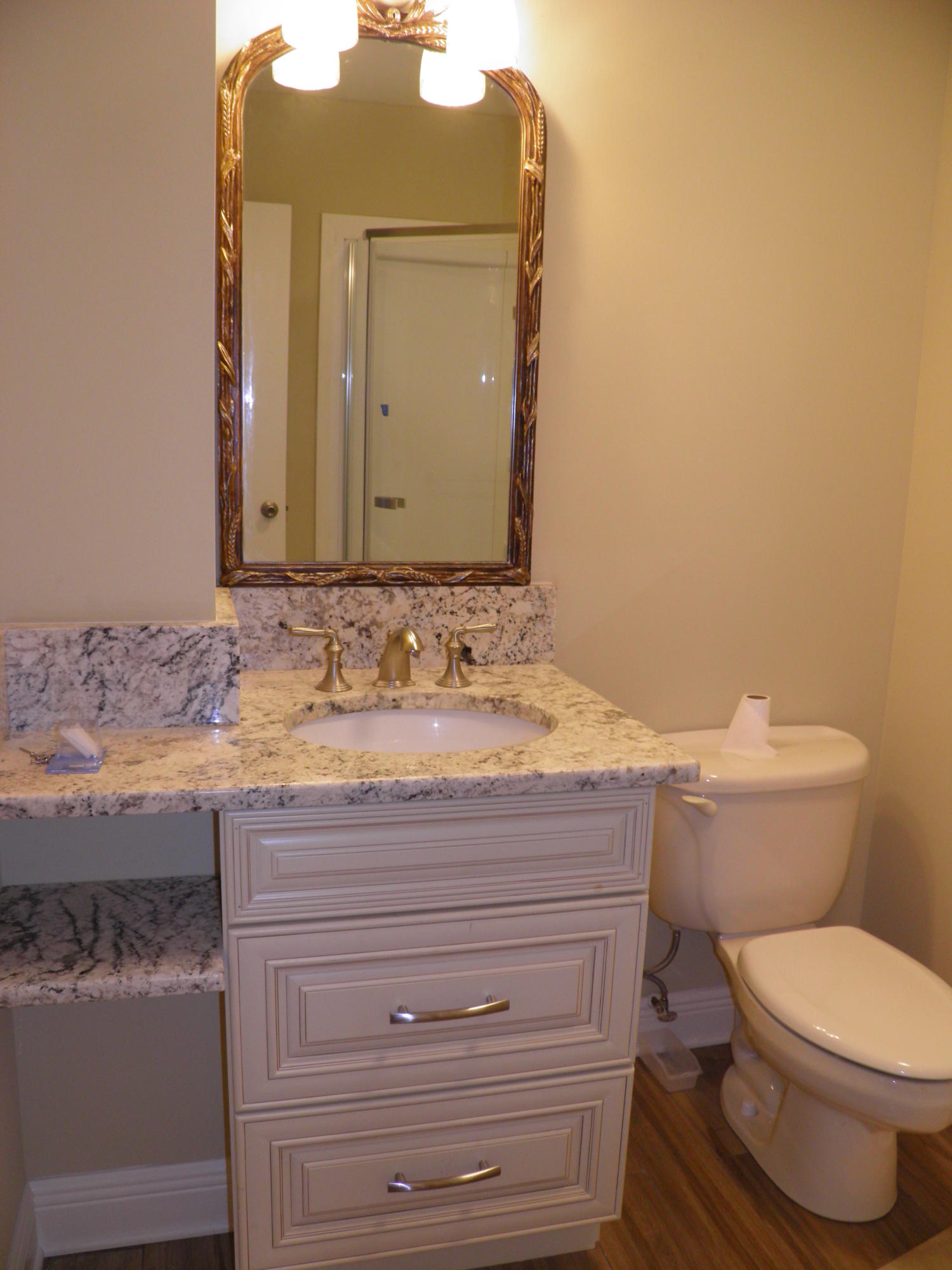 YACHT CLUB ESTATES - Residential Lease