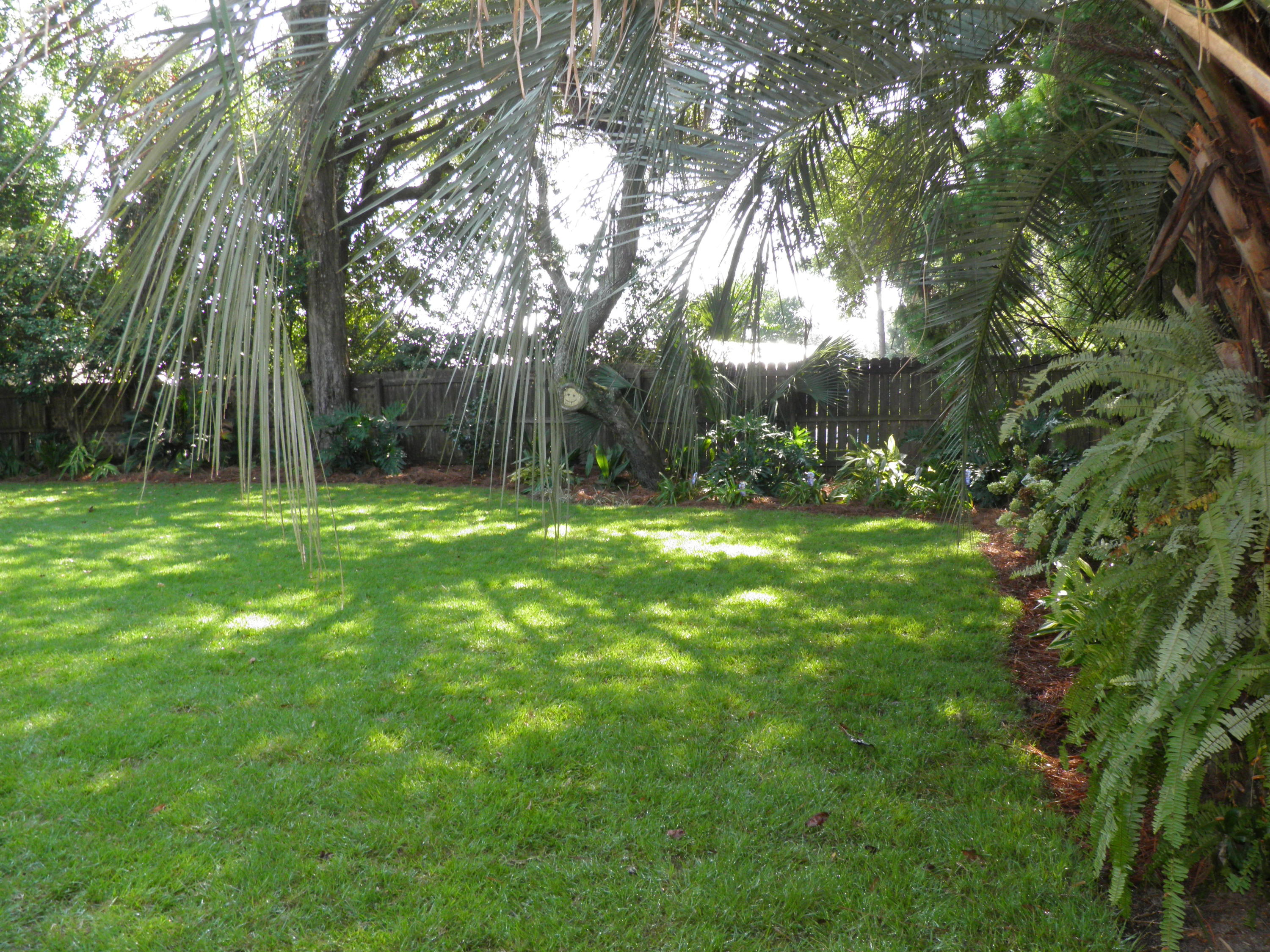 YACHT CLUB ESTATES - Residential Lease