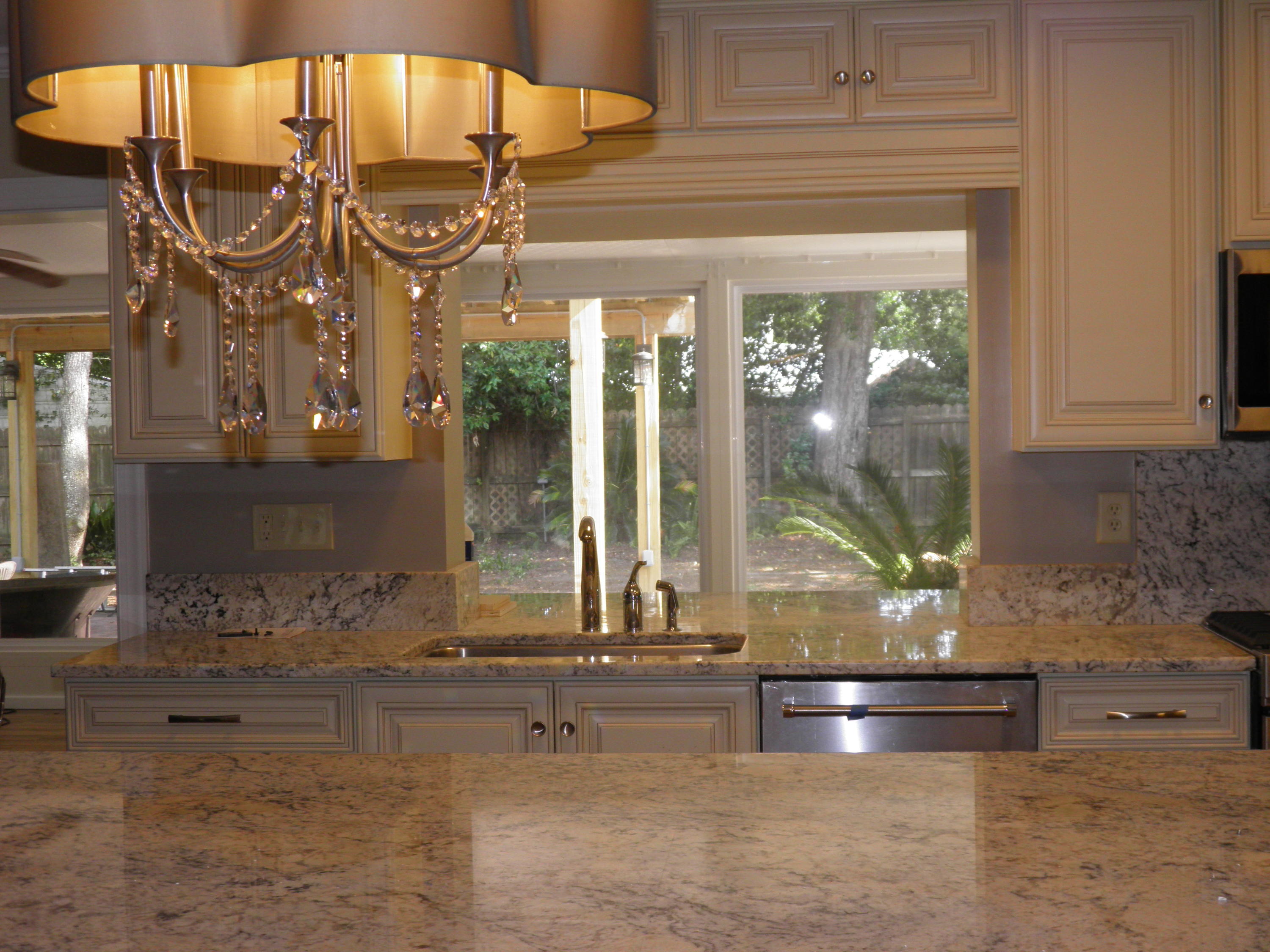 YACHT CLUB ESTATES - Residential Lease