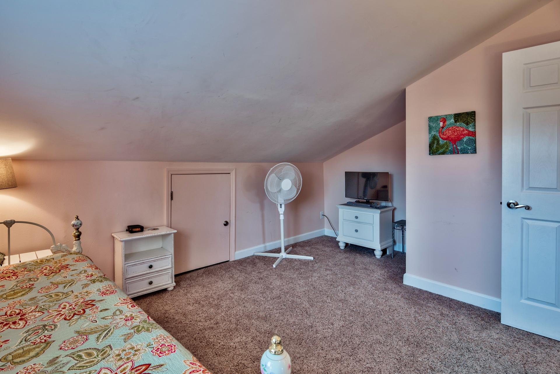 SEASCAPE CONDO LAKEFRONT VILLA (PHASE 6B) - Residential