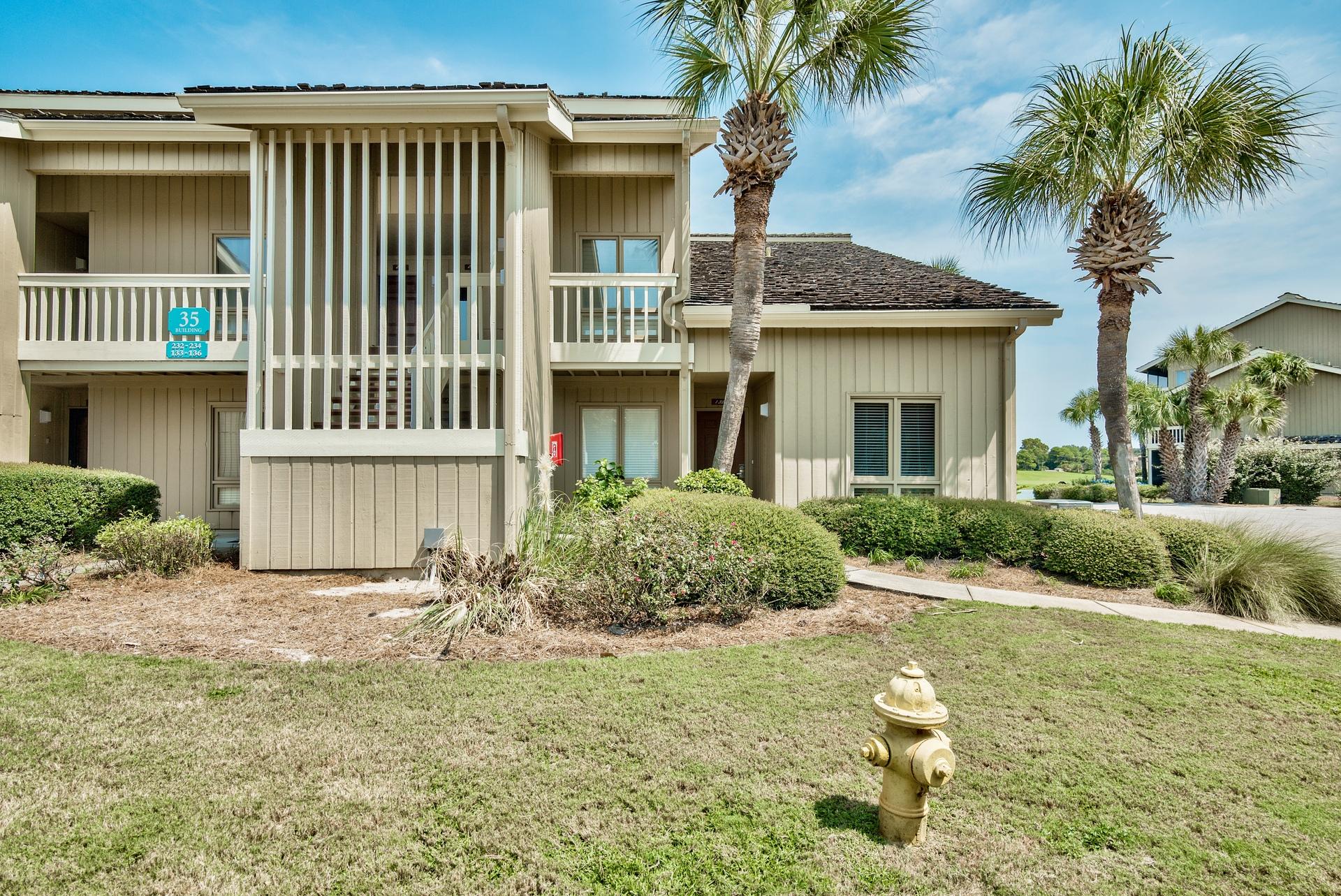 SEASCAPE CONDO LAKEFRONT VILLA (PHASE 6B) - Residential