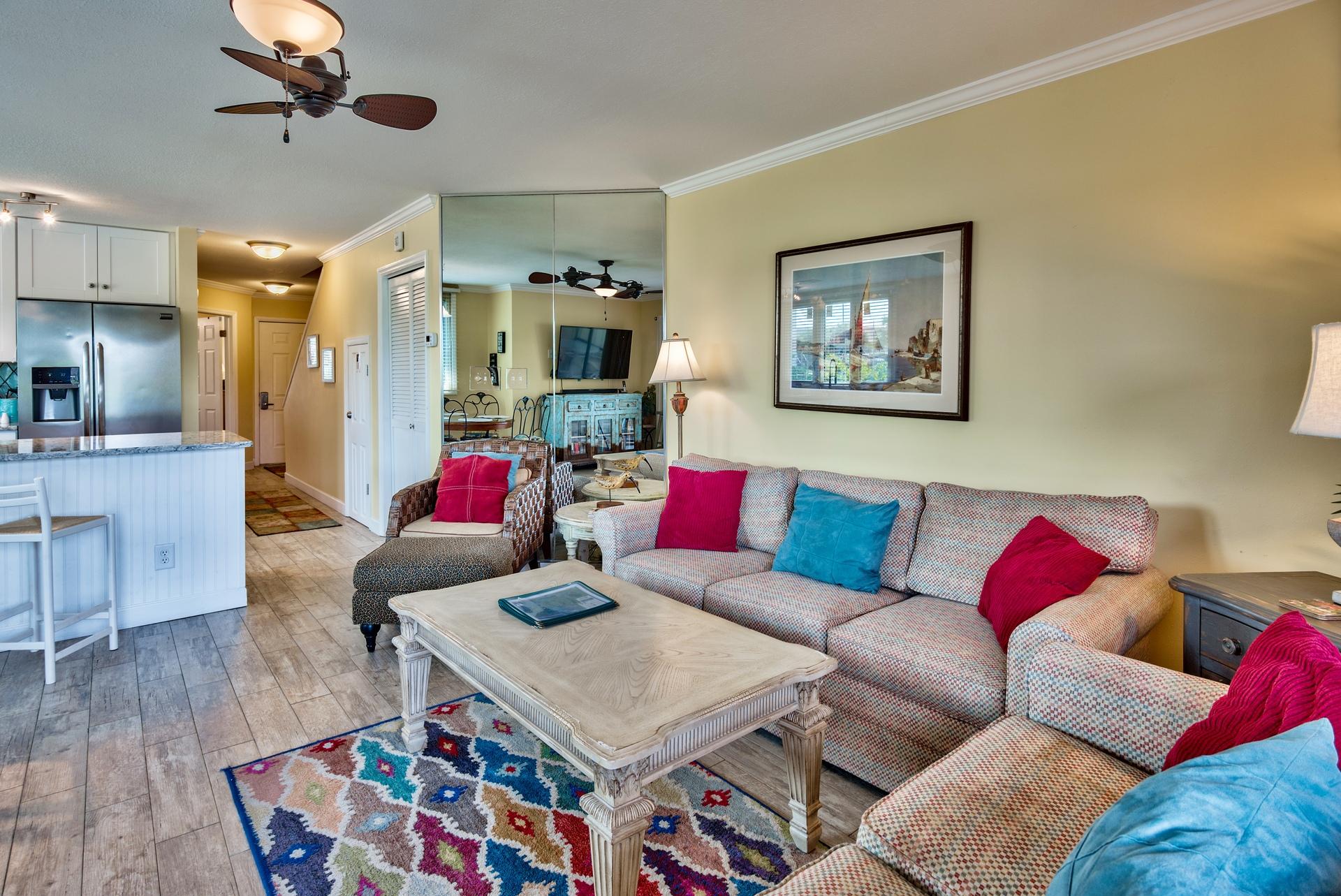 SEASCAPE CONDO LAKEFRONT VILLA (PHASE 6B) - Residential