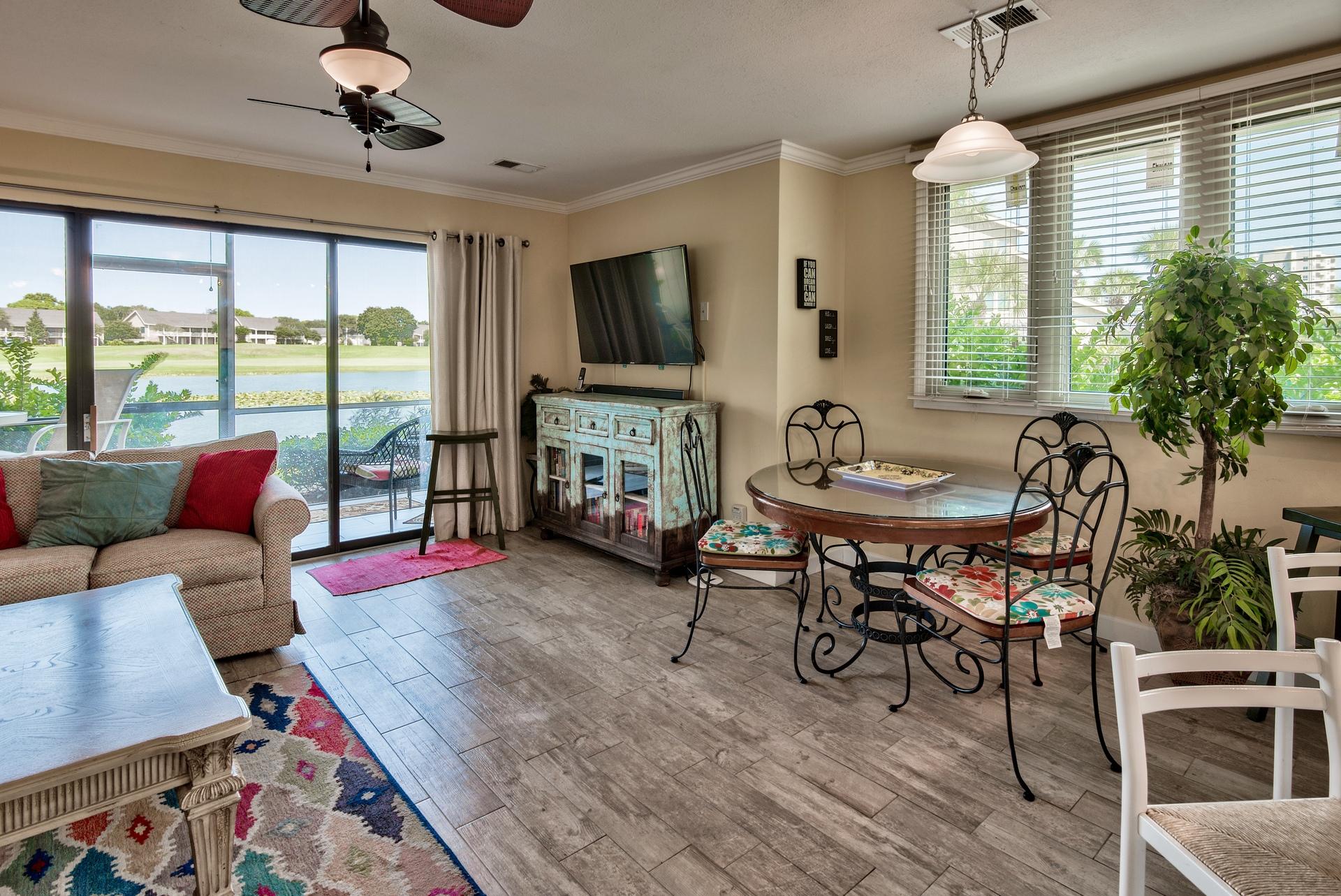 SEASCAPE CONDO LAKEFRONT VILLA (PHASE 6B) - Residential