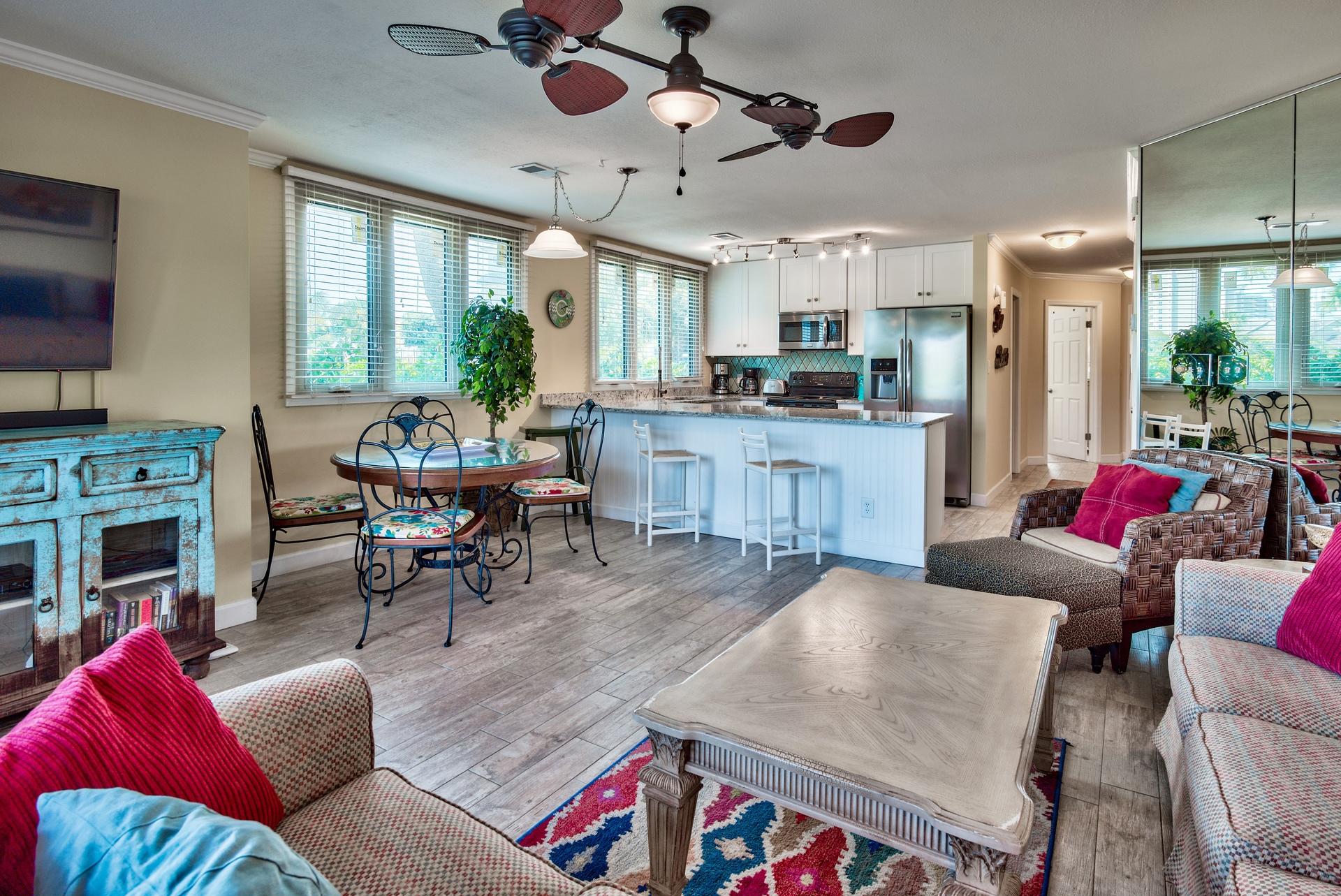 SEASCAPE CONDO LAKEFRONT VILLA (PHASE 6B) - Residential