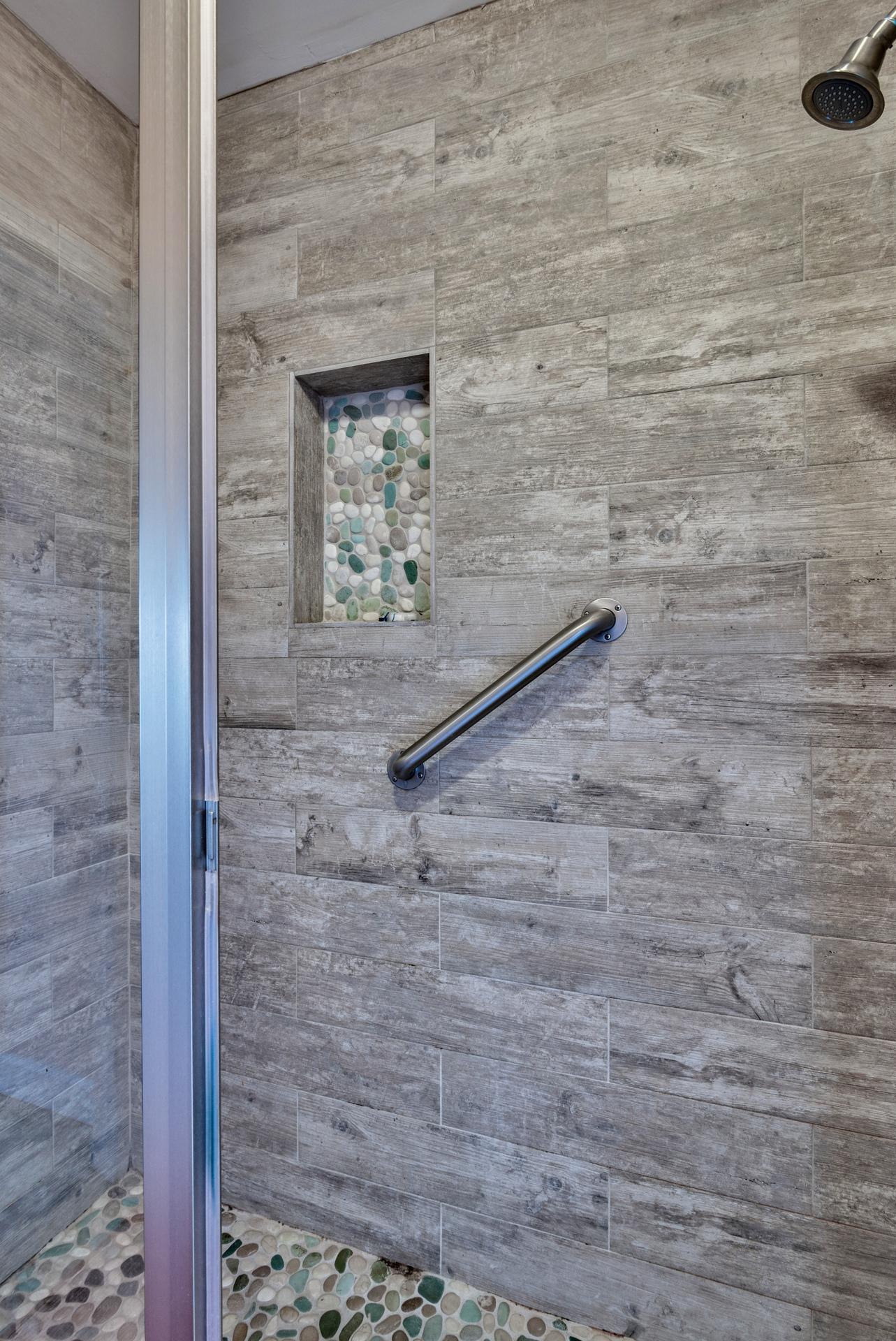 SEASCAPE CONDO LAKEFRONT VILLA (PHASE 6B) - Residential