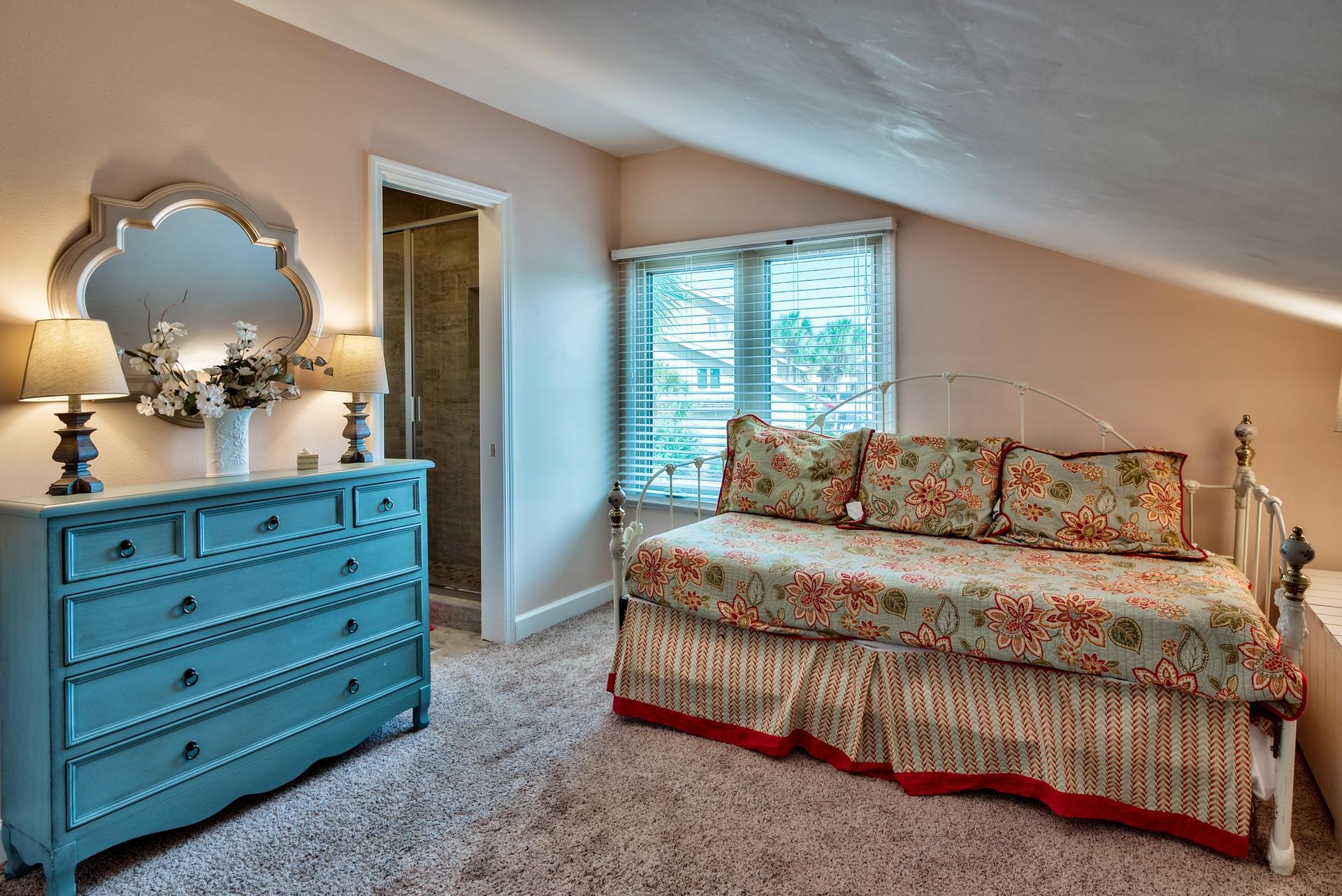 SEASCAPE CONDO LAKEFRONT VILLA (PHASE 6B) - Residential