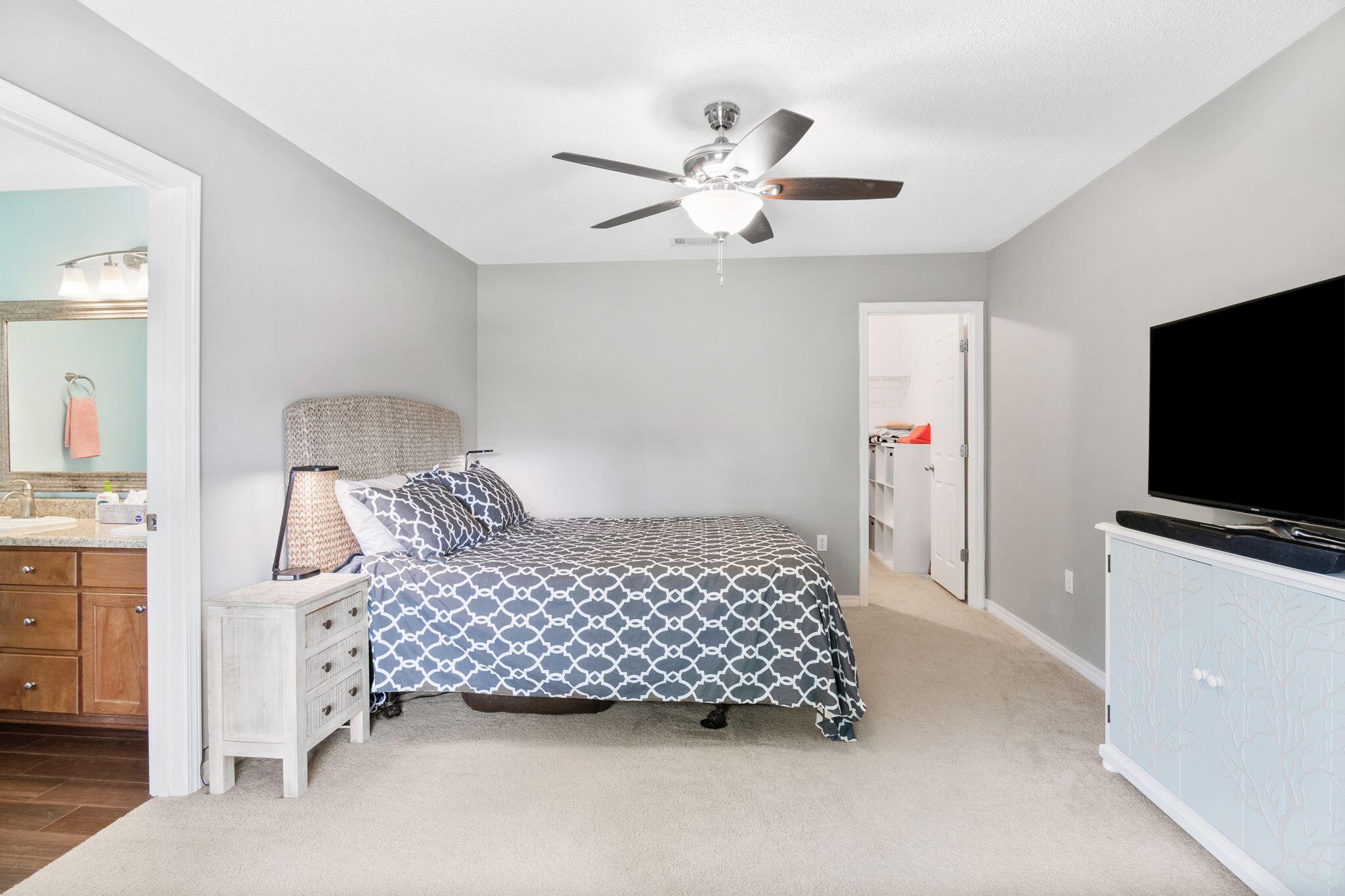 VICTORIAN VILLAGE - Residential