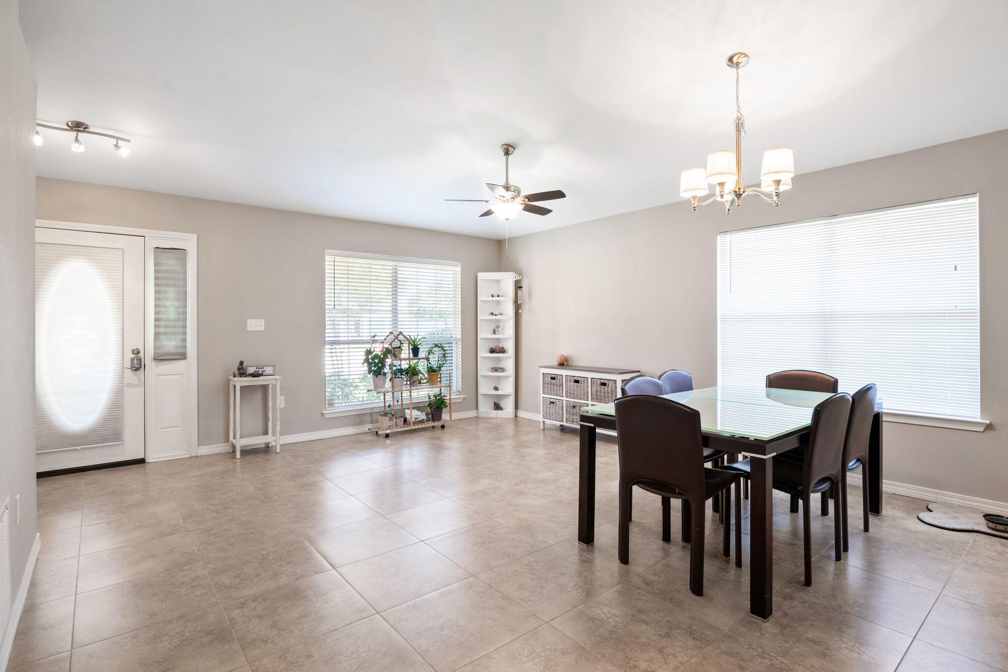 VICTORIAN VILLAGE - Residential