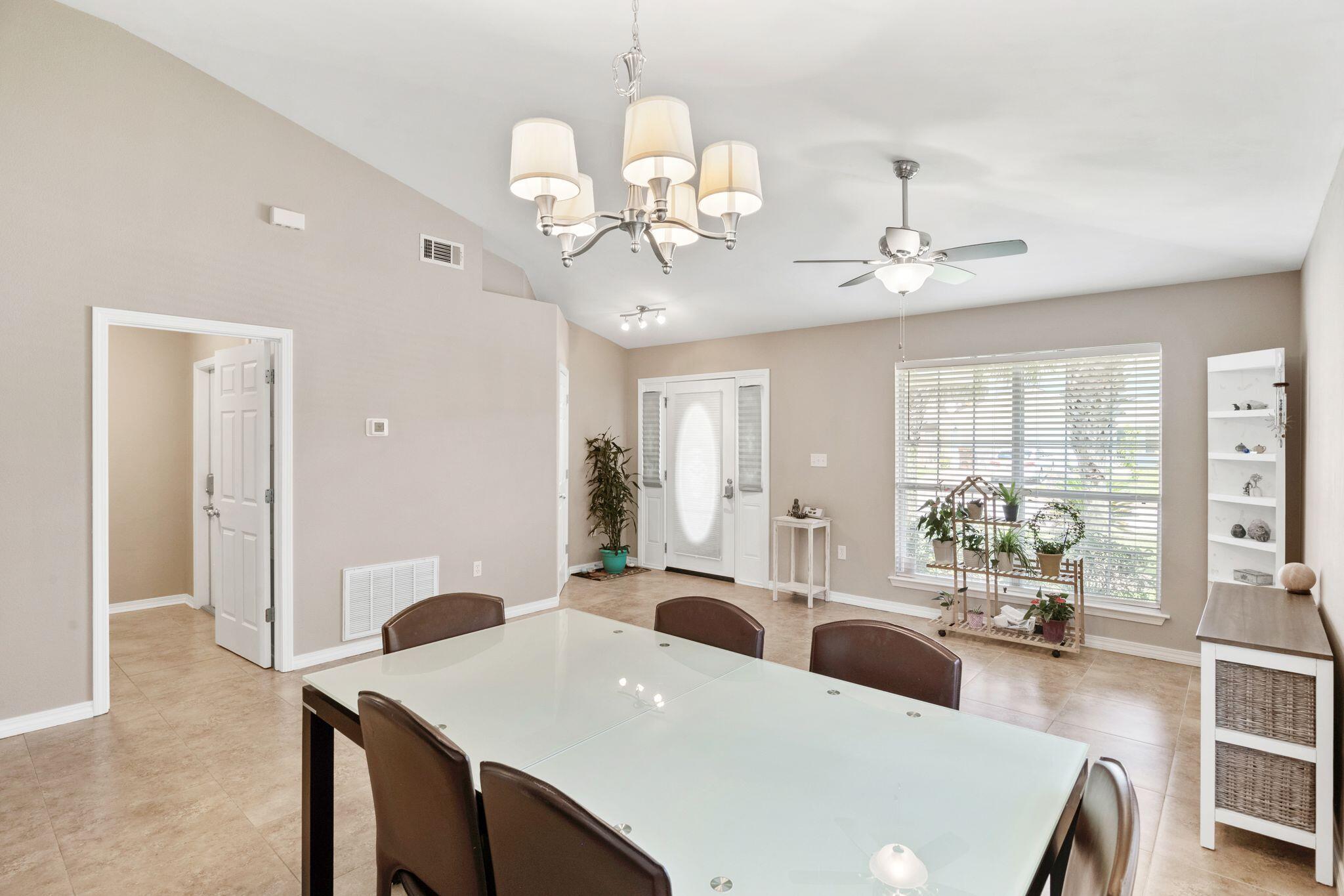 VICTORIAN VILLAGE - Residential