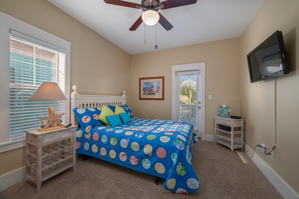 BUNGALOWS AT SEAGROVE BEACH - Residential