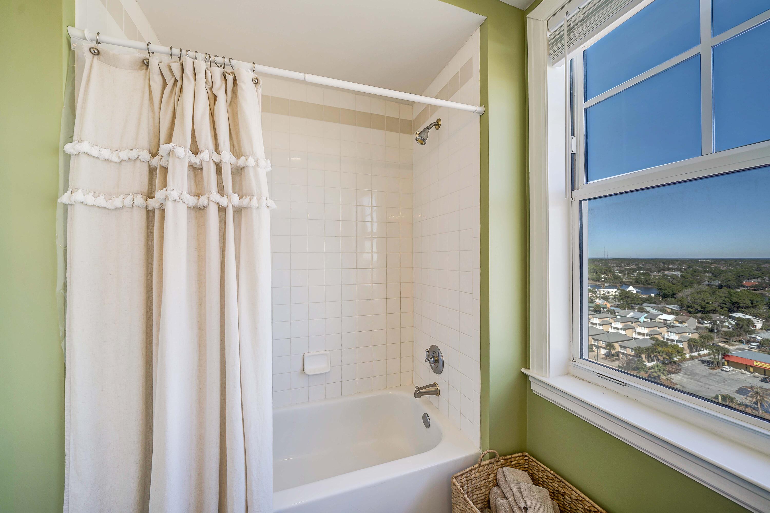 En Soleil - Residential