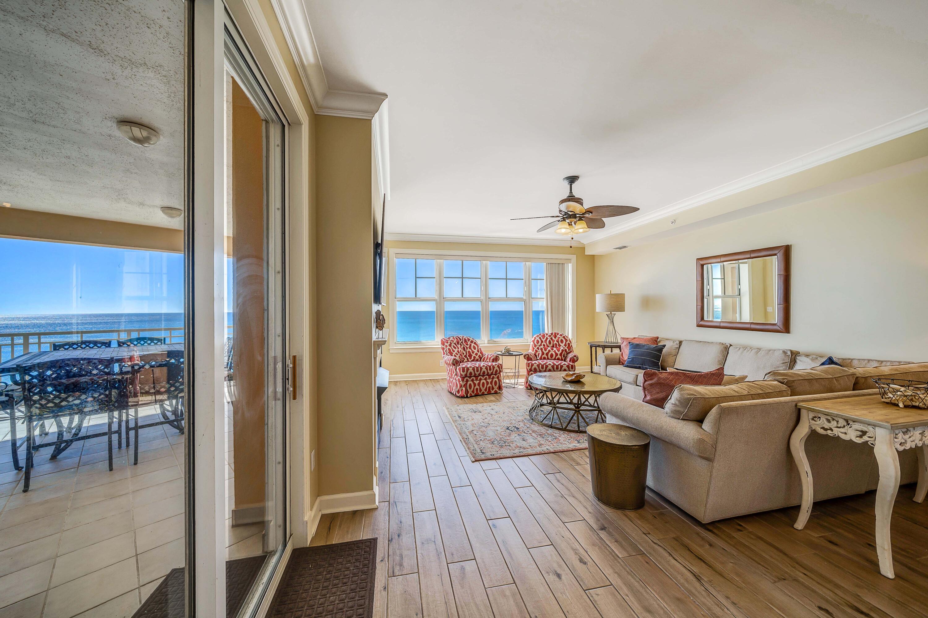 En Soleil - Residential