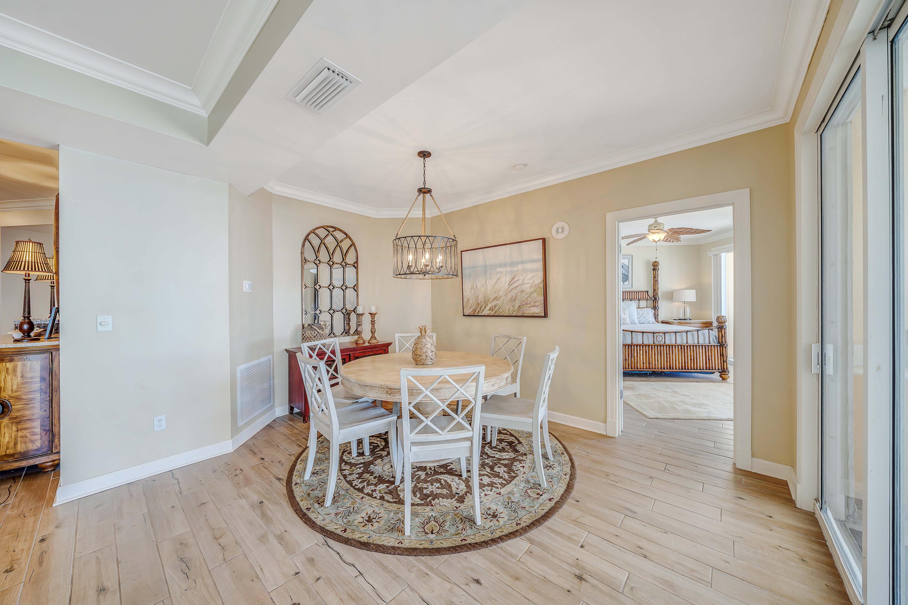 En Soleil - Residential