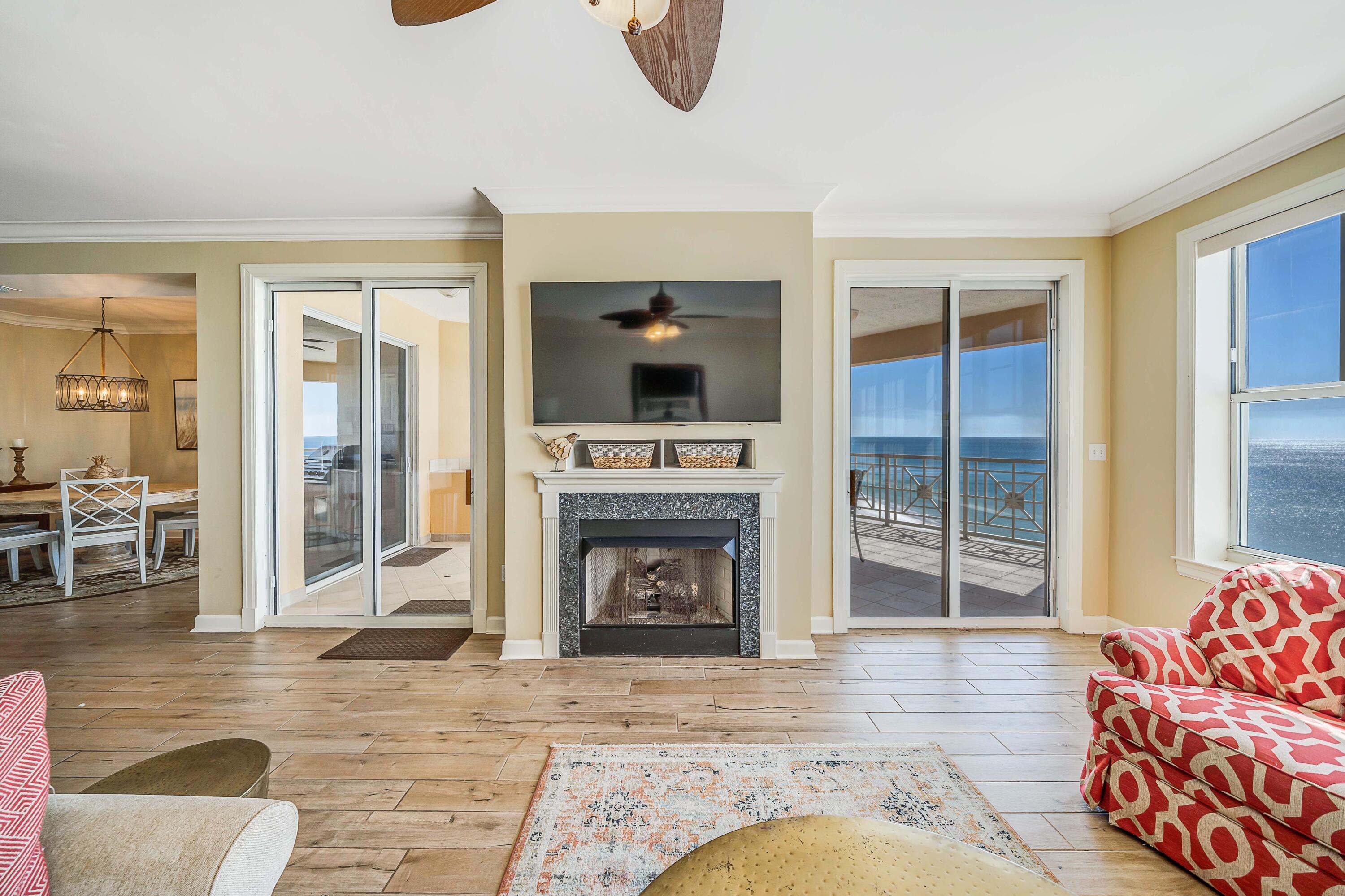 En Soleil - Residential