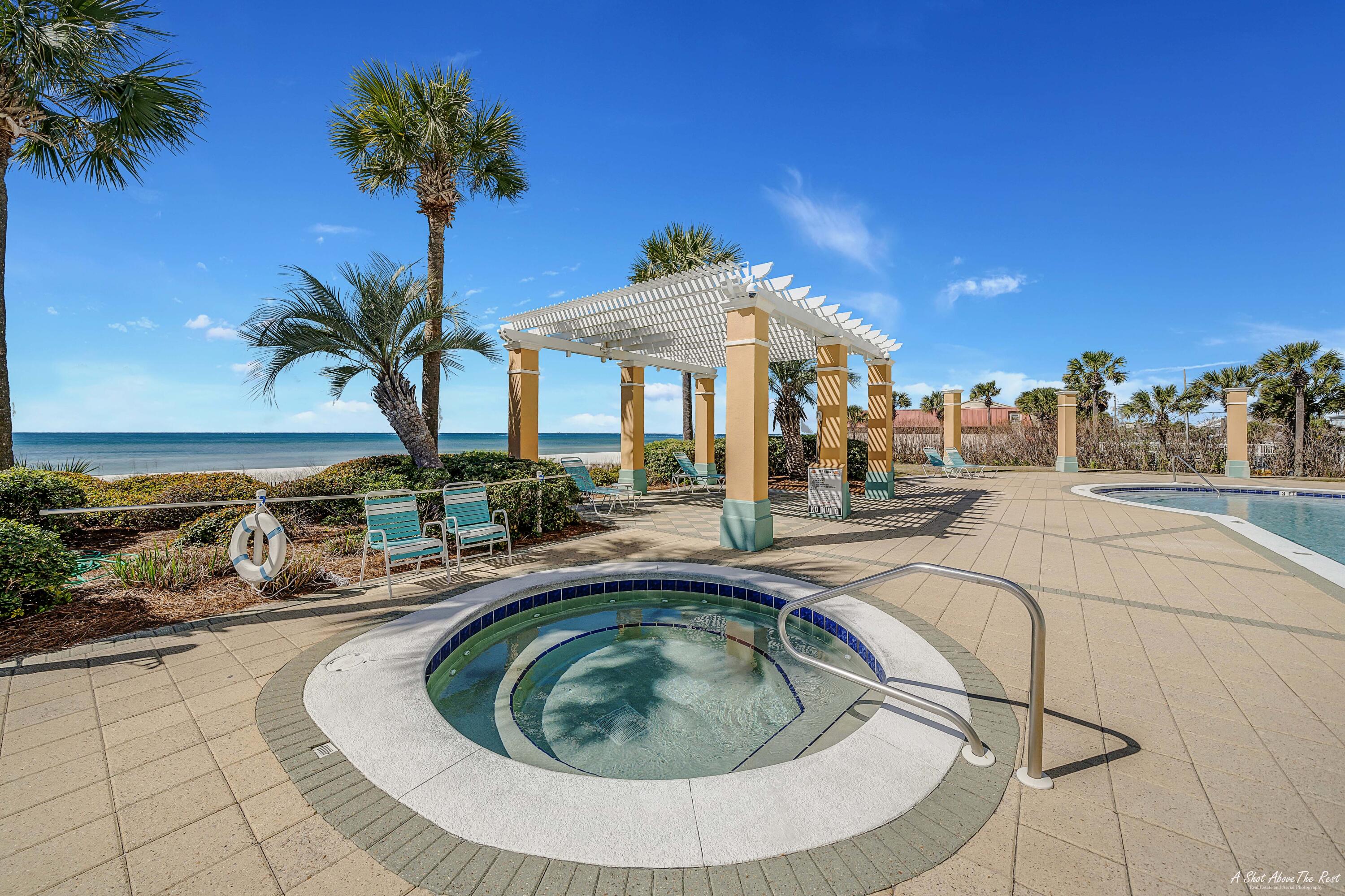 En Soleil - Residential