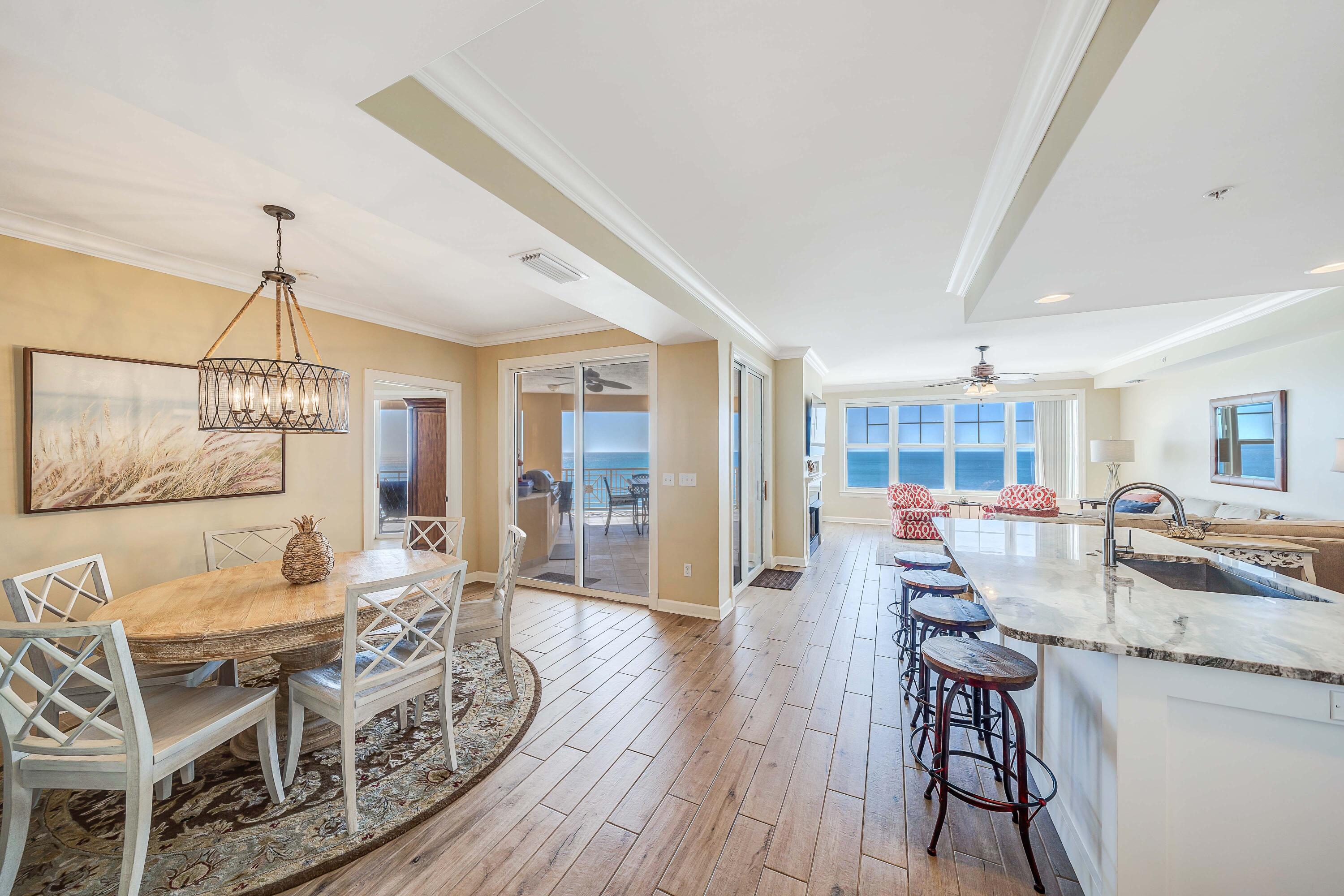 En Soleil - Residential