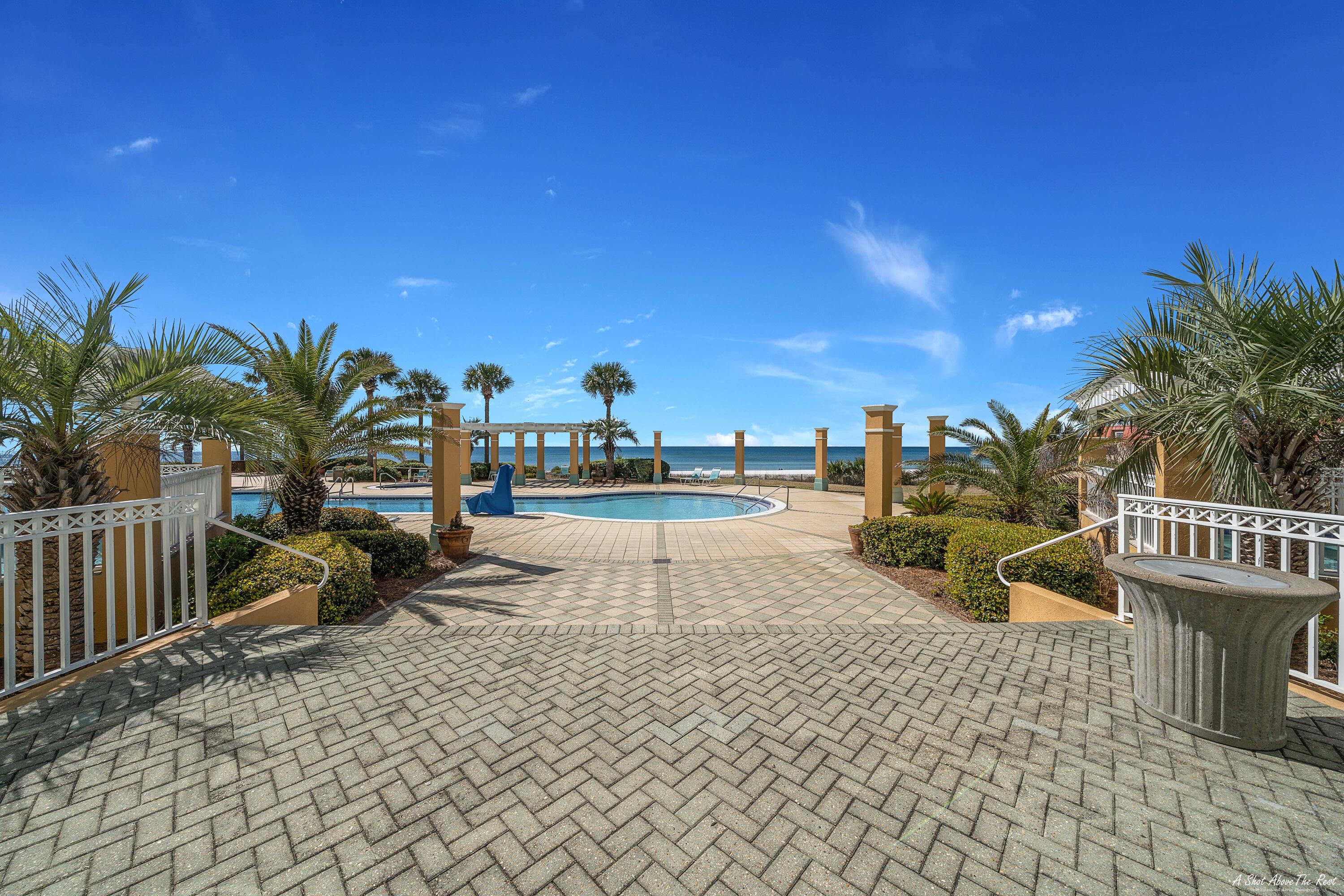 En Soleil - Residential