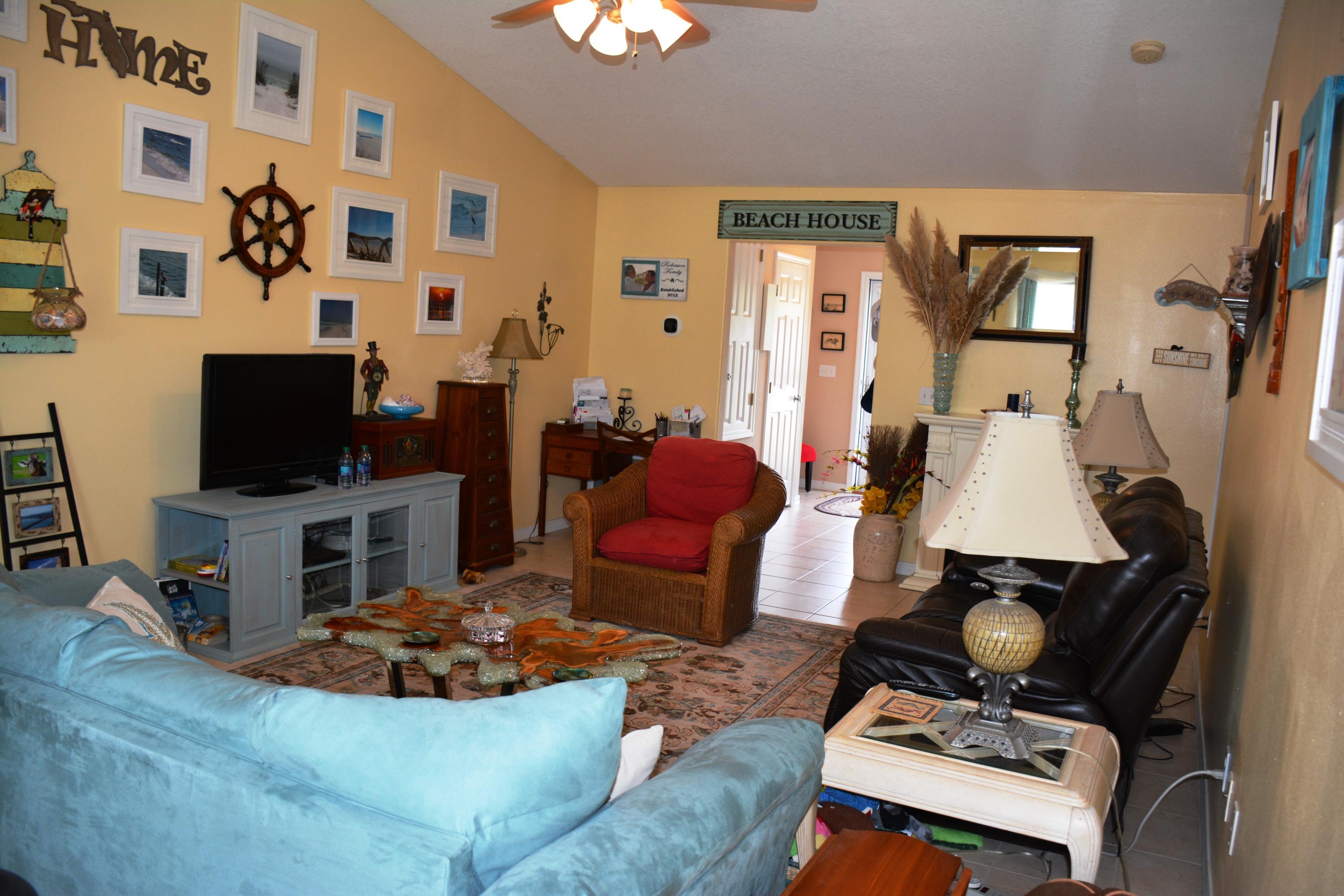 BARBAROSA RANCHETTES LOT 82 BLK A AS DES IN OR 2824 PG 1121 - Residential