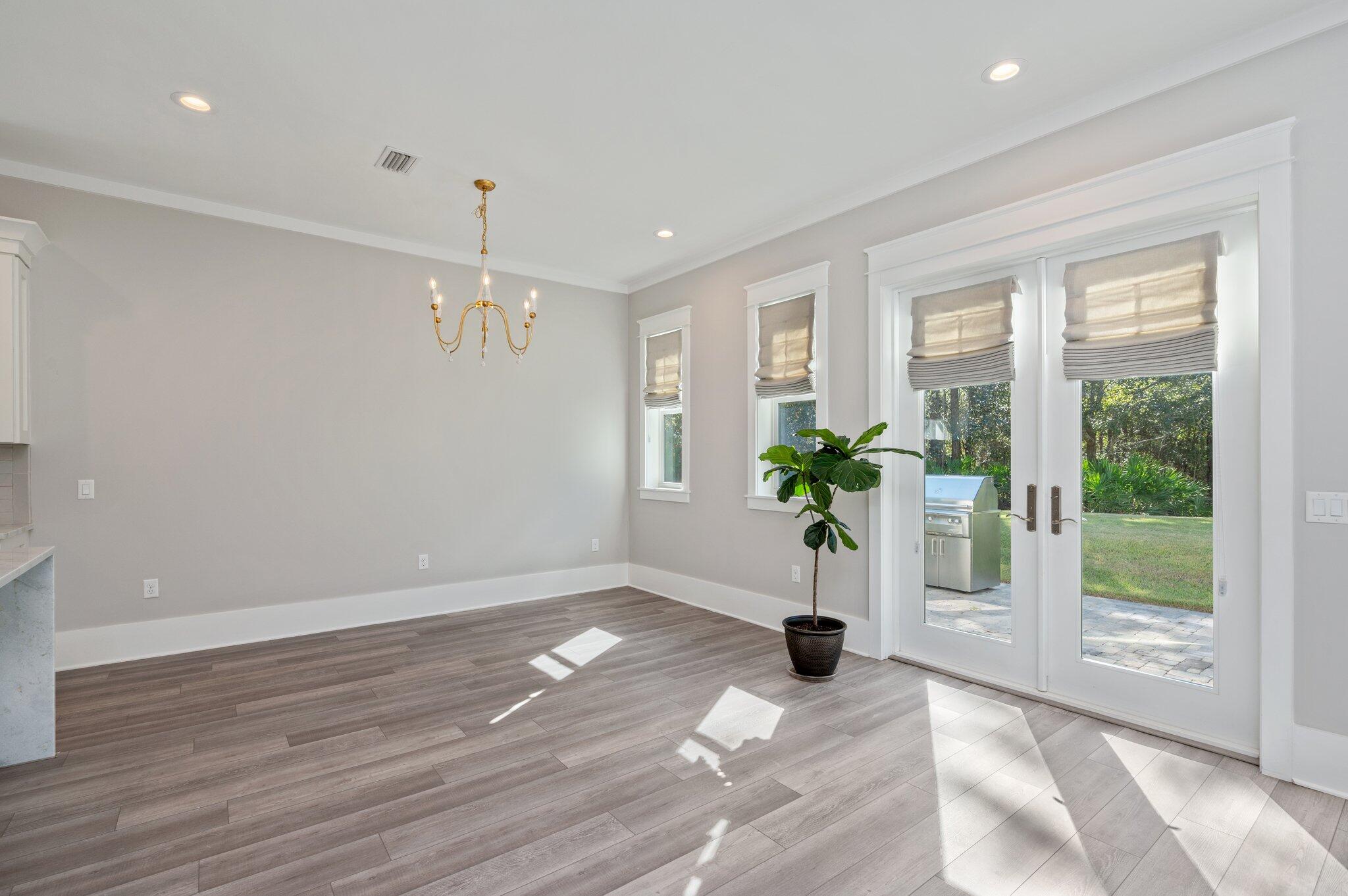 SANTA ROSA PINES - Residential