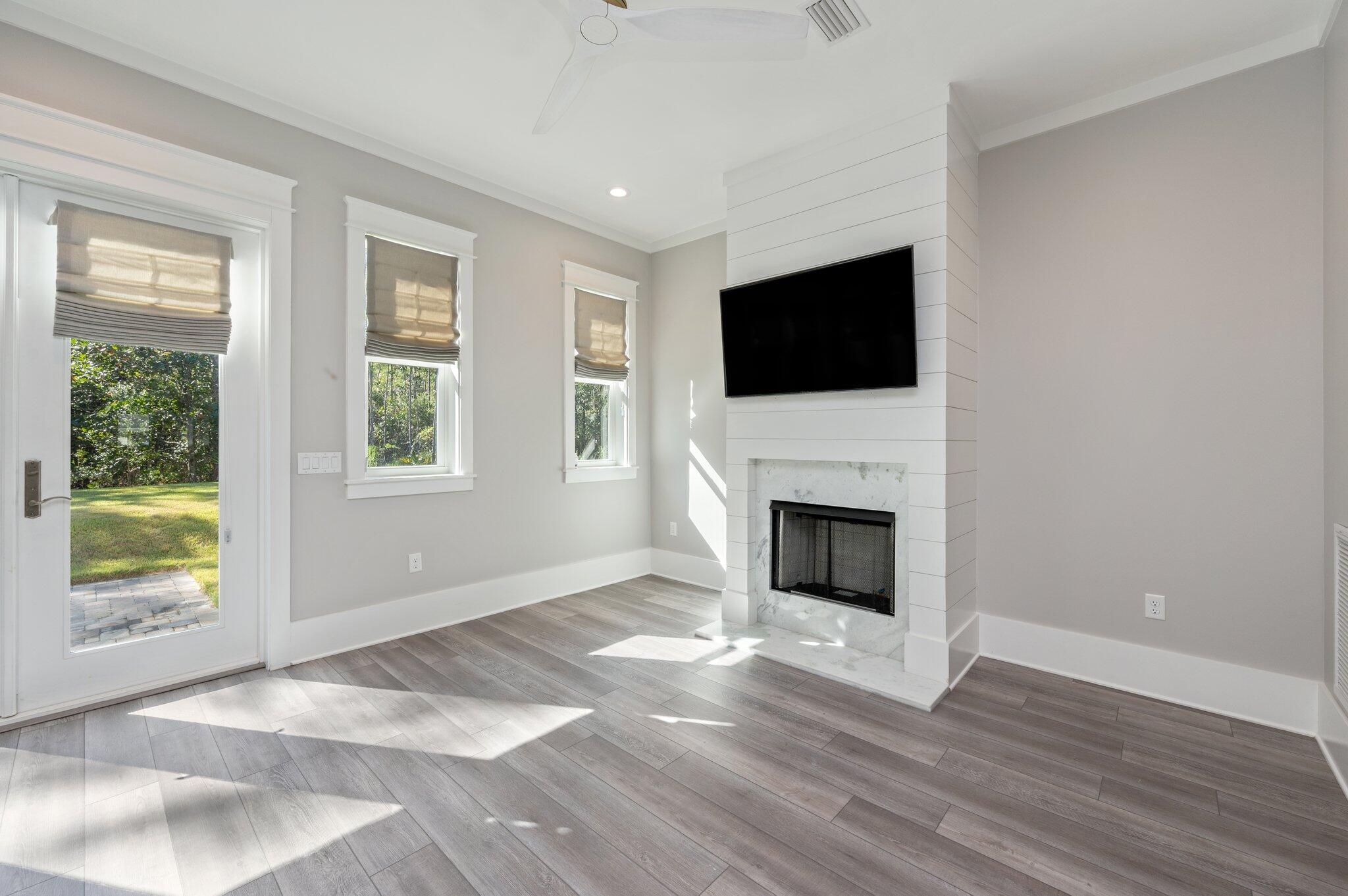 SANTA ROSA PINES - Residential