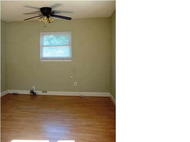 EDGEWATER VILLAGE NORTH - Residential Lease