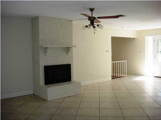 EDGEWATER VILLAGE NORTH - Residential Lease