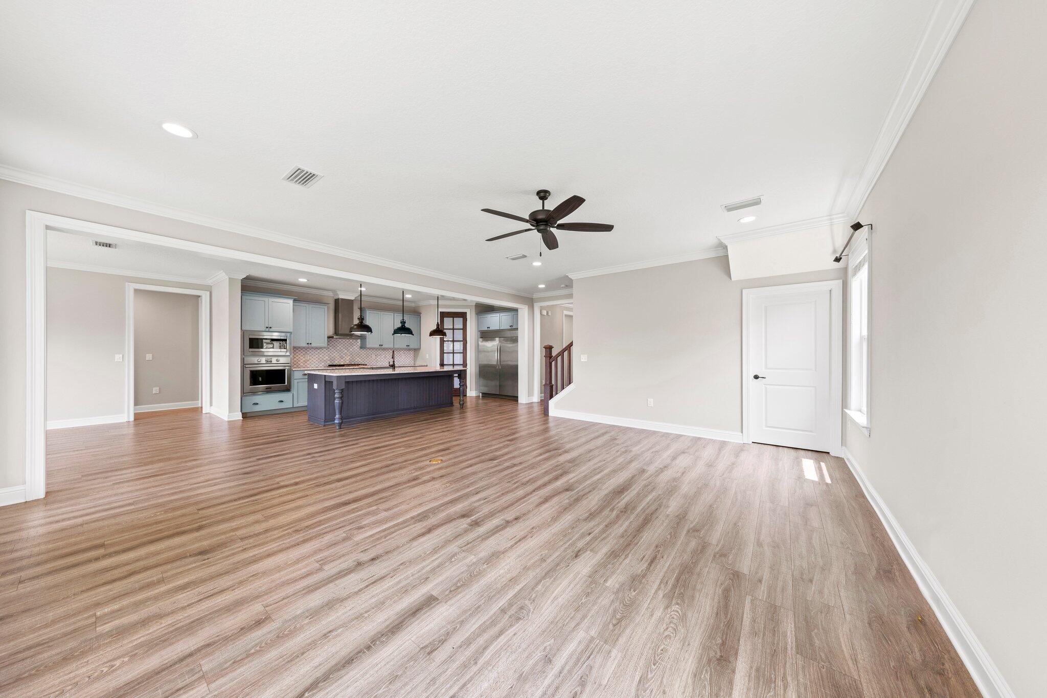 HAMMOCK BAY - Residential Lease