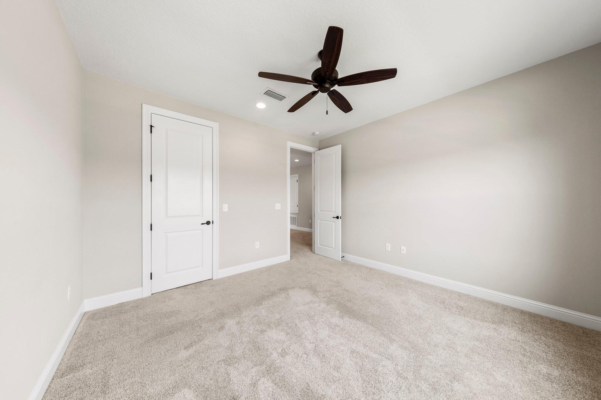 HAMMOCK BAY - Residential Lease