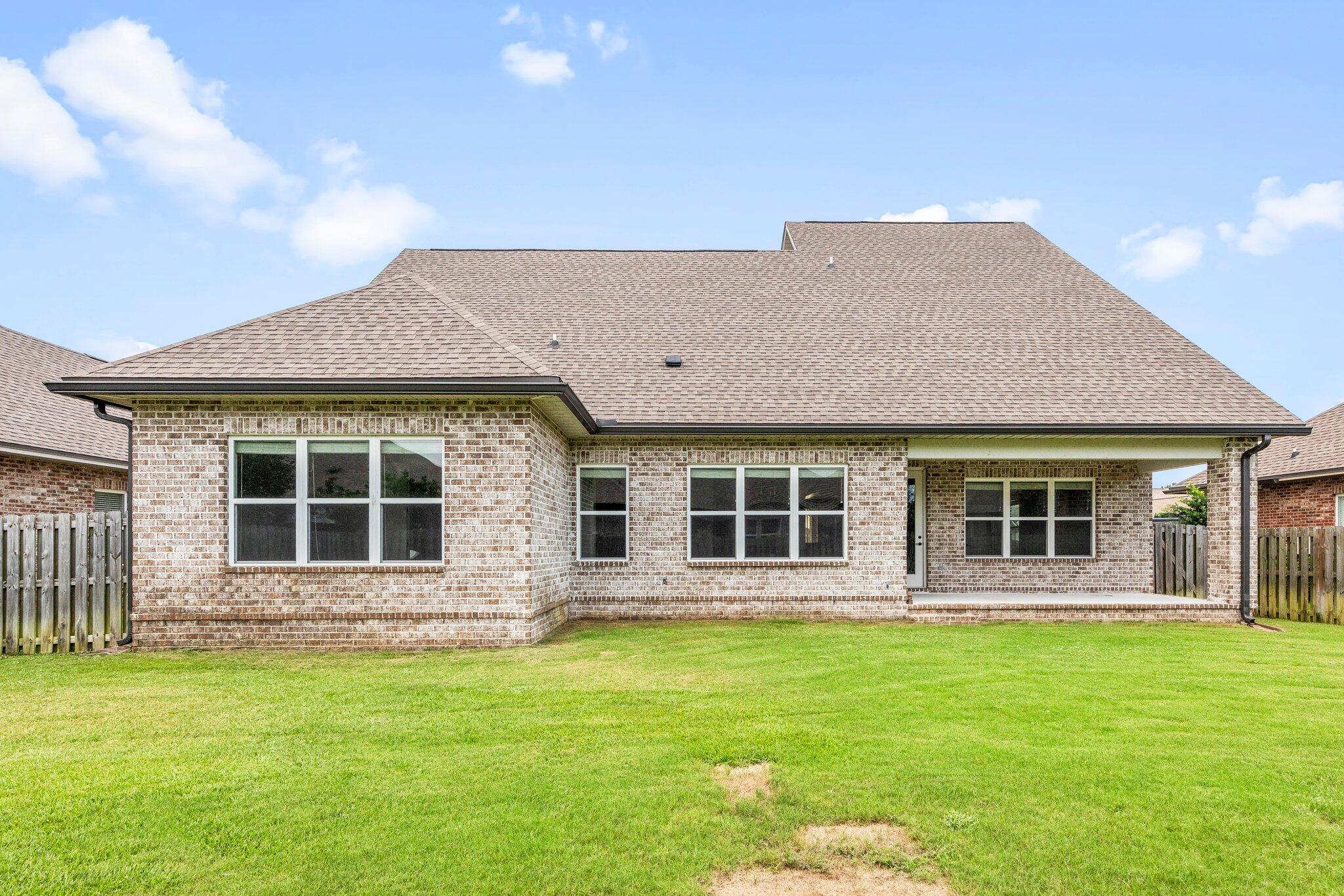 HAMMOCK BAY - Residential Lease