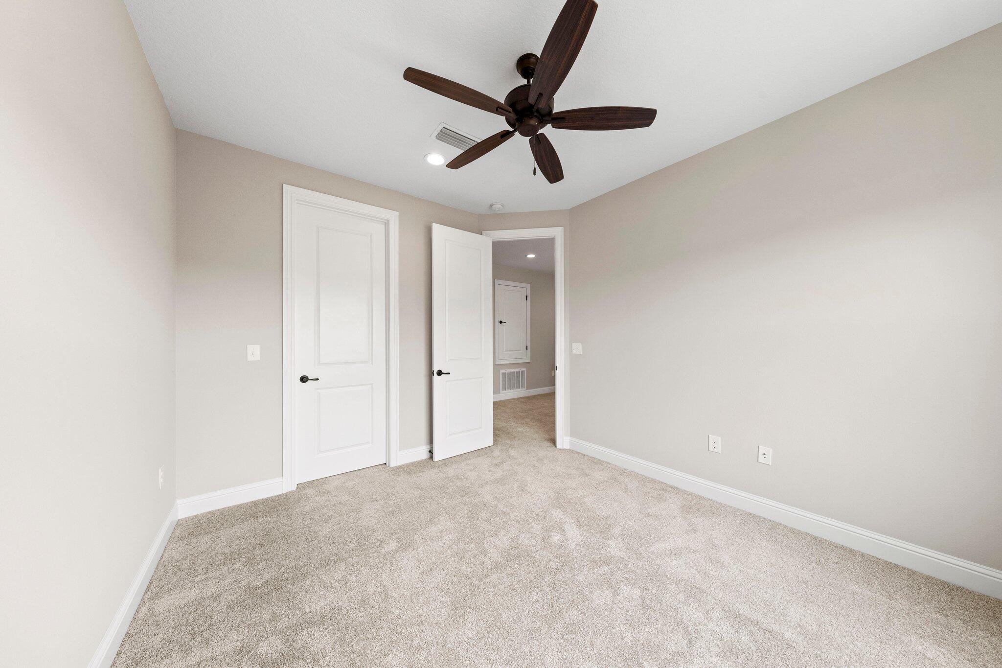 HAMMOCK BAY - Residential Lease