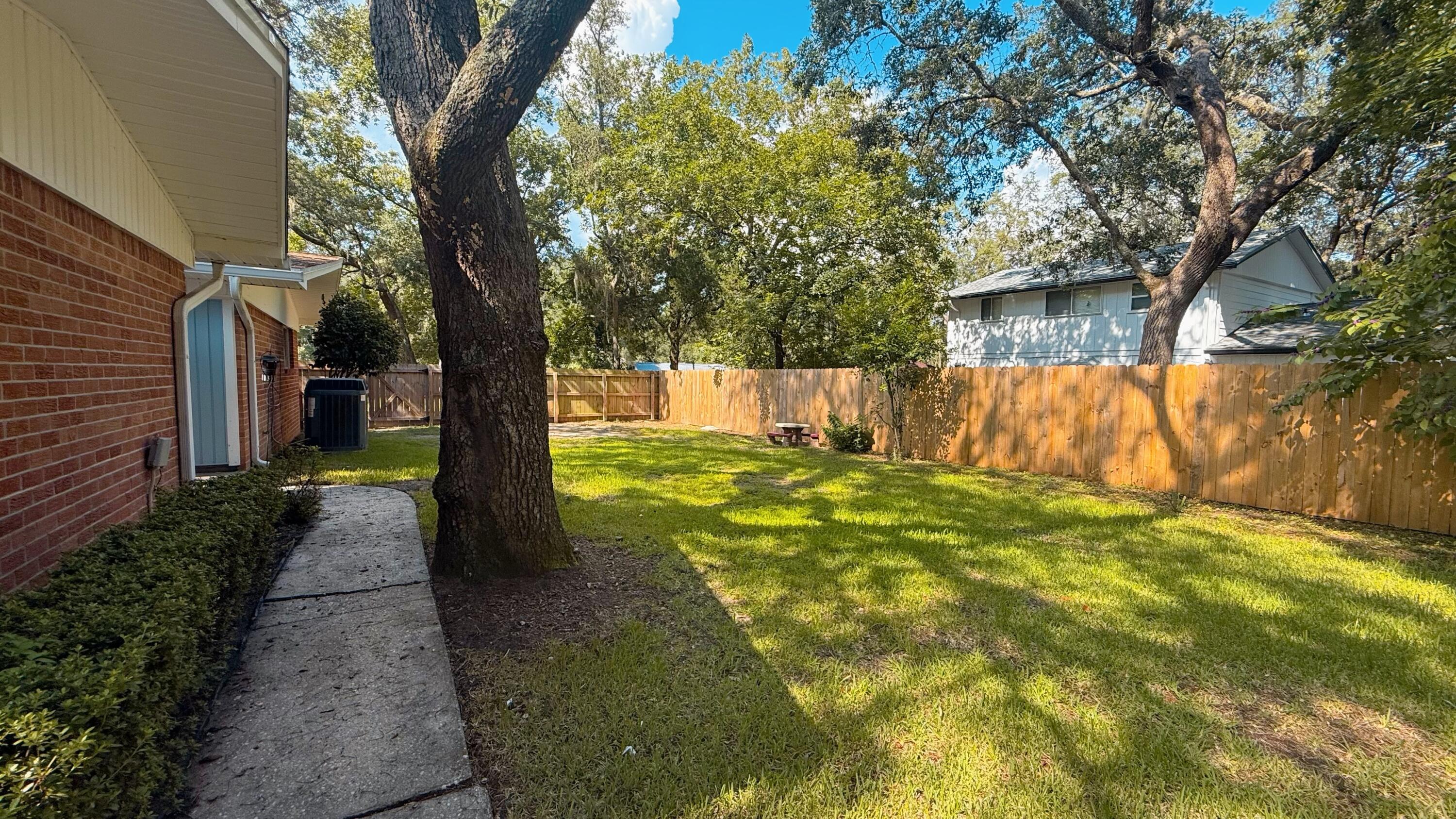 CHELSEA WOODS - Residential