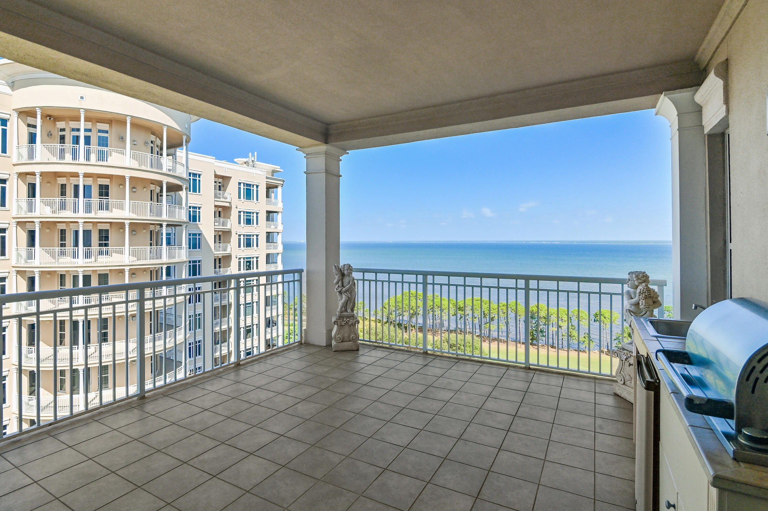 ONE WATER PLACE AT KELLY PLANTATION - Residential Lease