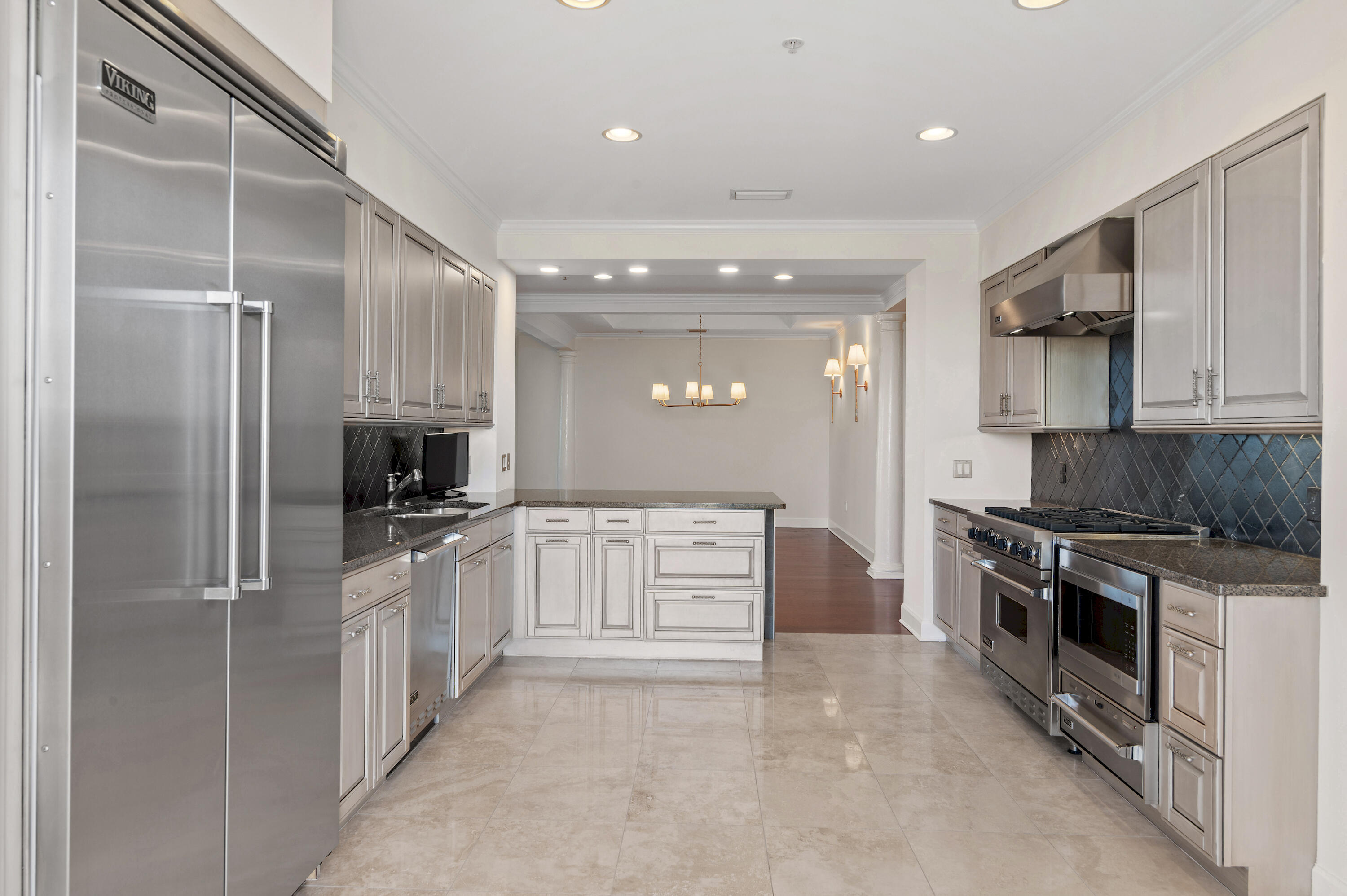 ONE WATER PLACE AT KELLY PLANTATION - Residential Lease