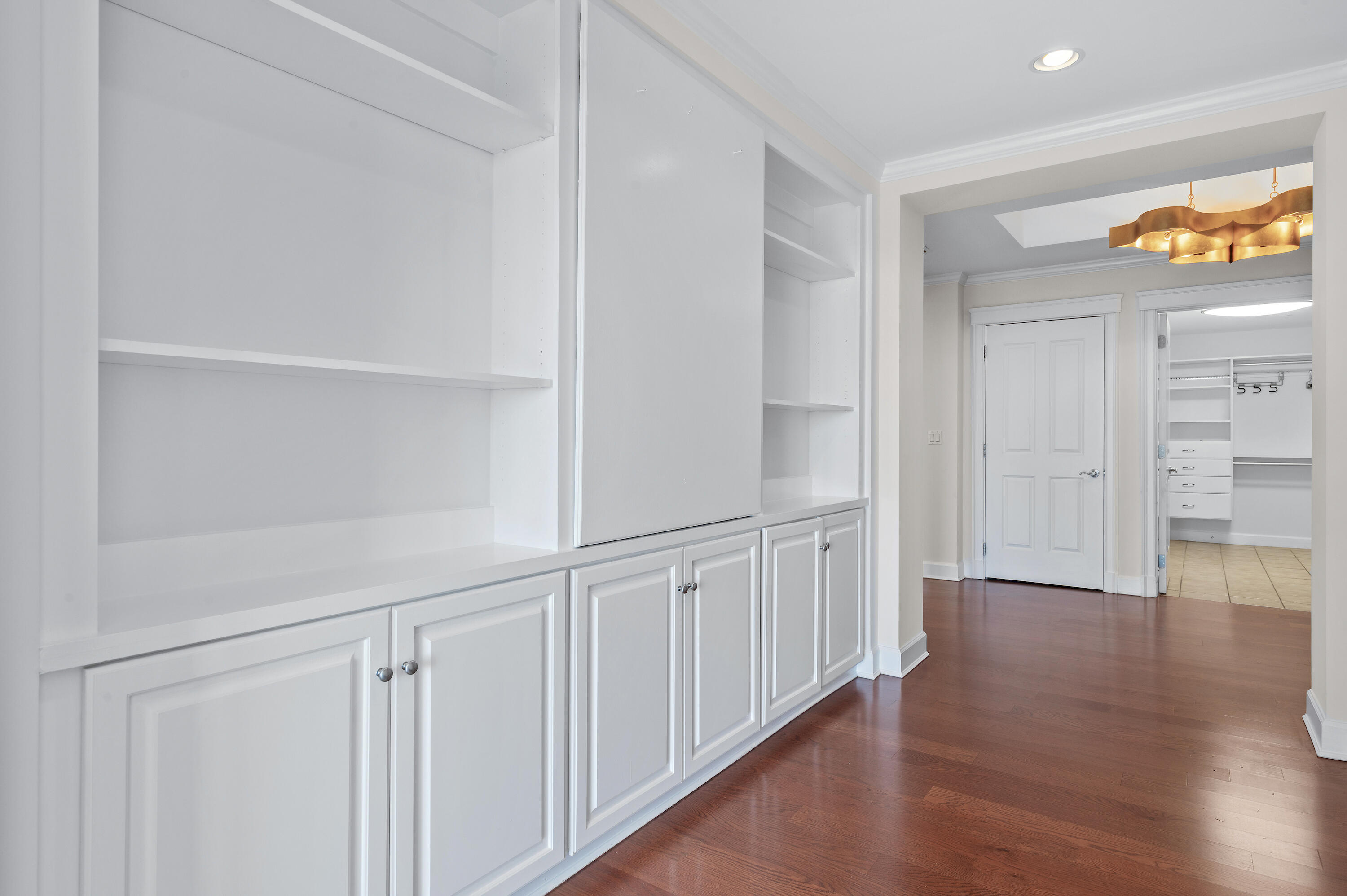 ONE WATER PLACE AT KELLY PLANTATION - Residential Lease
