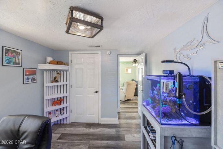 Bid-A-Wee - Residential