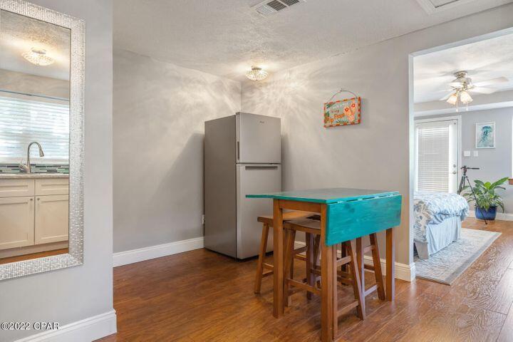 Bid-A-Wee - Residential