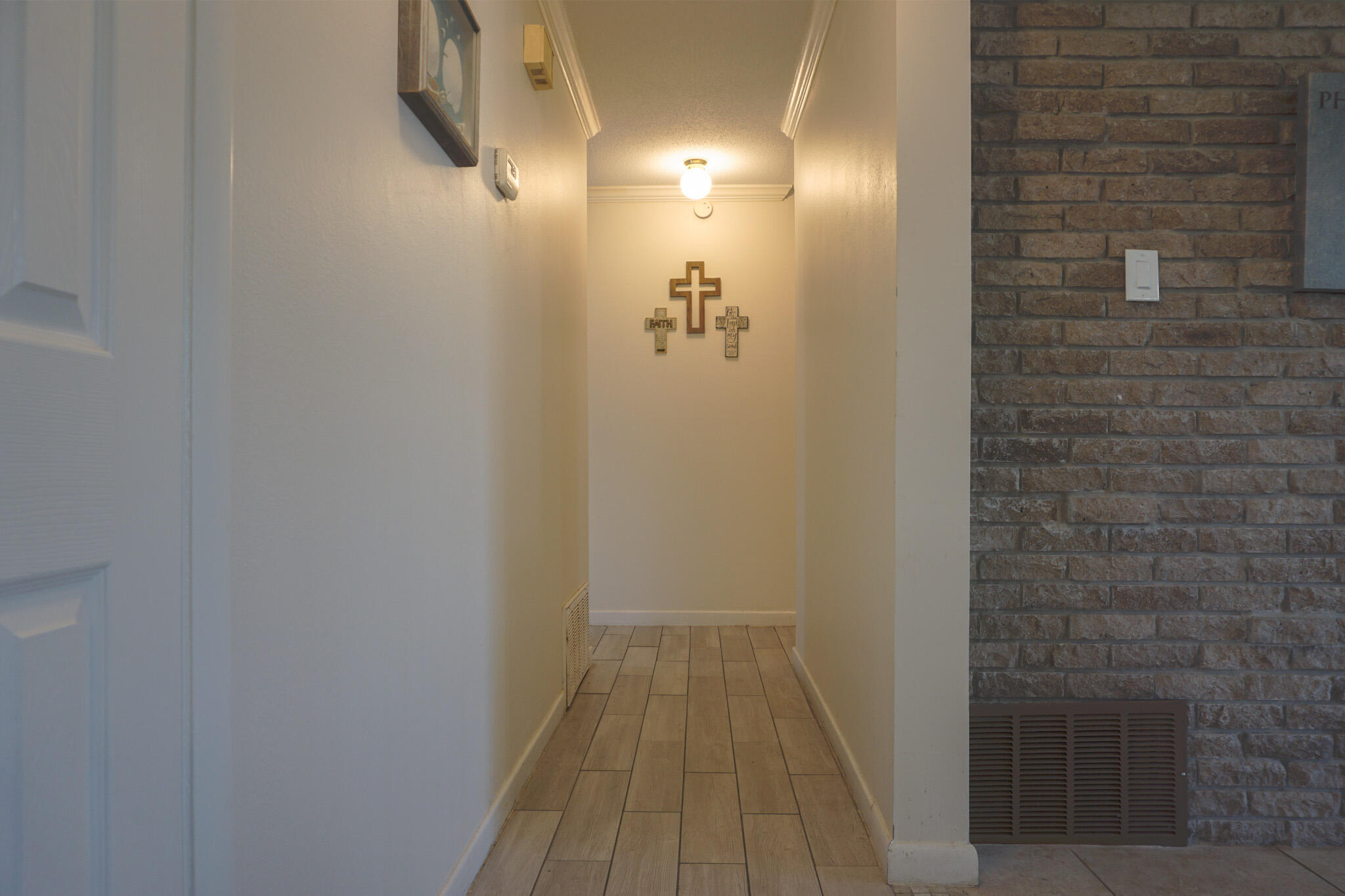 VESTA HEIGHTS 4TH ADDN - Residential Lease