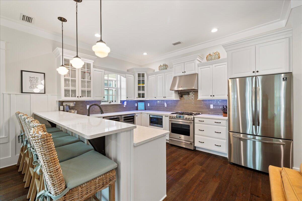 FOREST LAKES - Residential