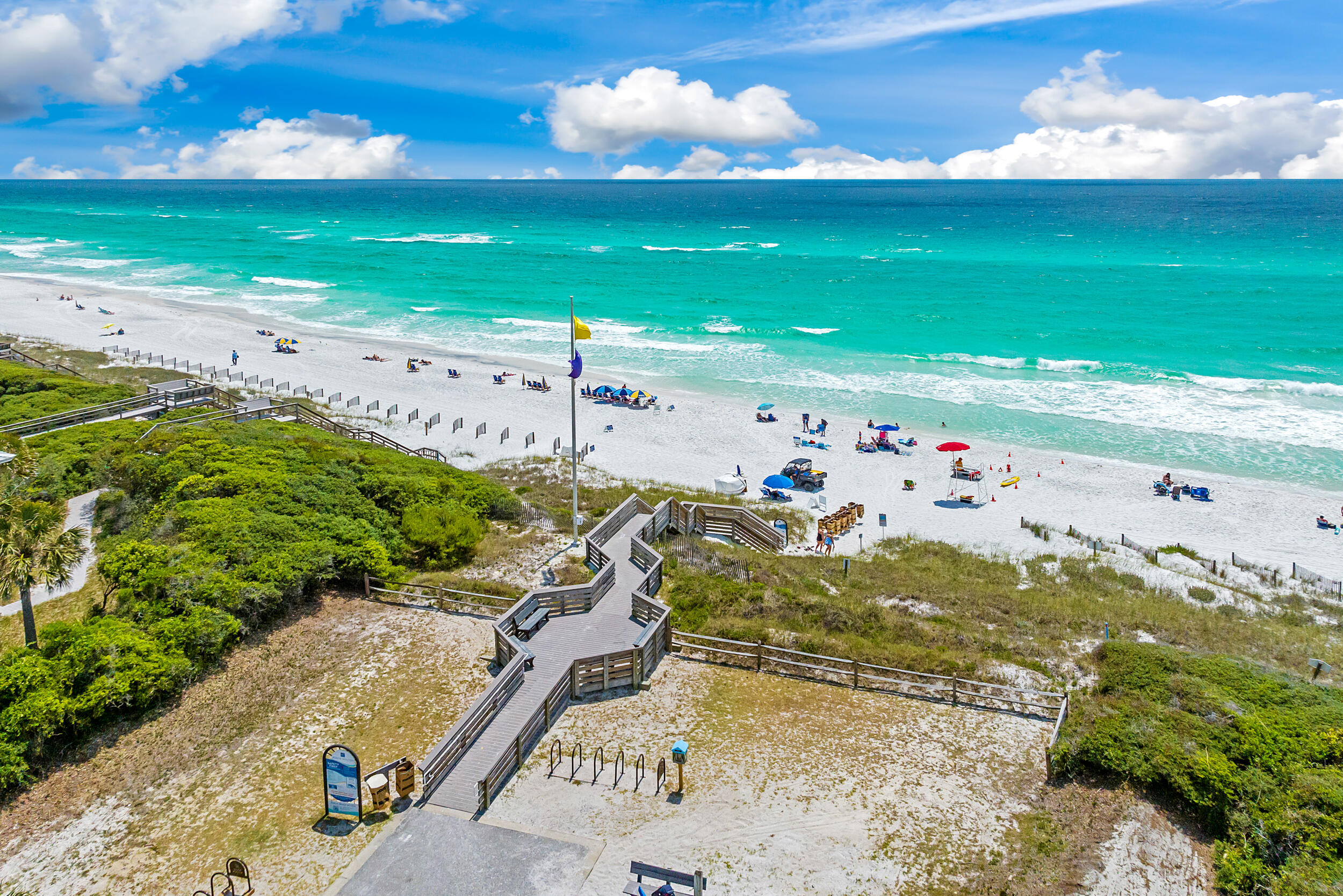 FOREST LAKES - Residential