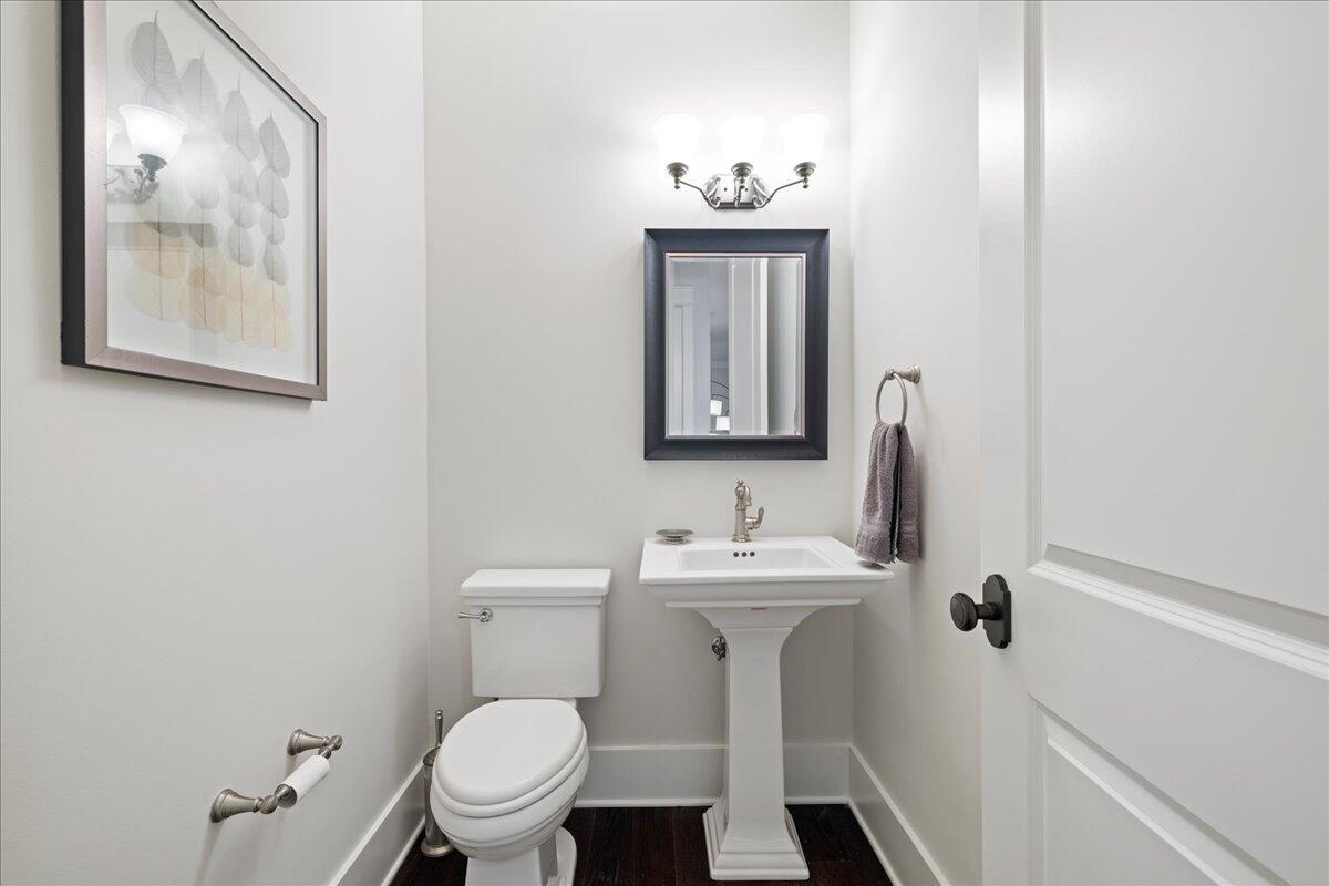 FOREST LAKES - Residential