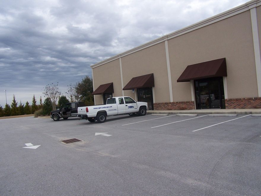 Commerce Lane is located in South Walton's Industrial Complex. This listing represents 2250 square feet of flex space with (1) 14 foot roll up door, bathroom, h/c office space is approximately 525 sqft feet and first floor and 525 sqft on 2nd floor, and 1200 sqft of warehouse space.