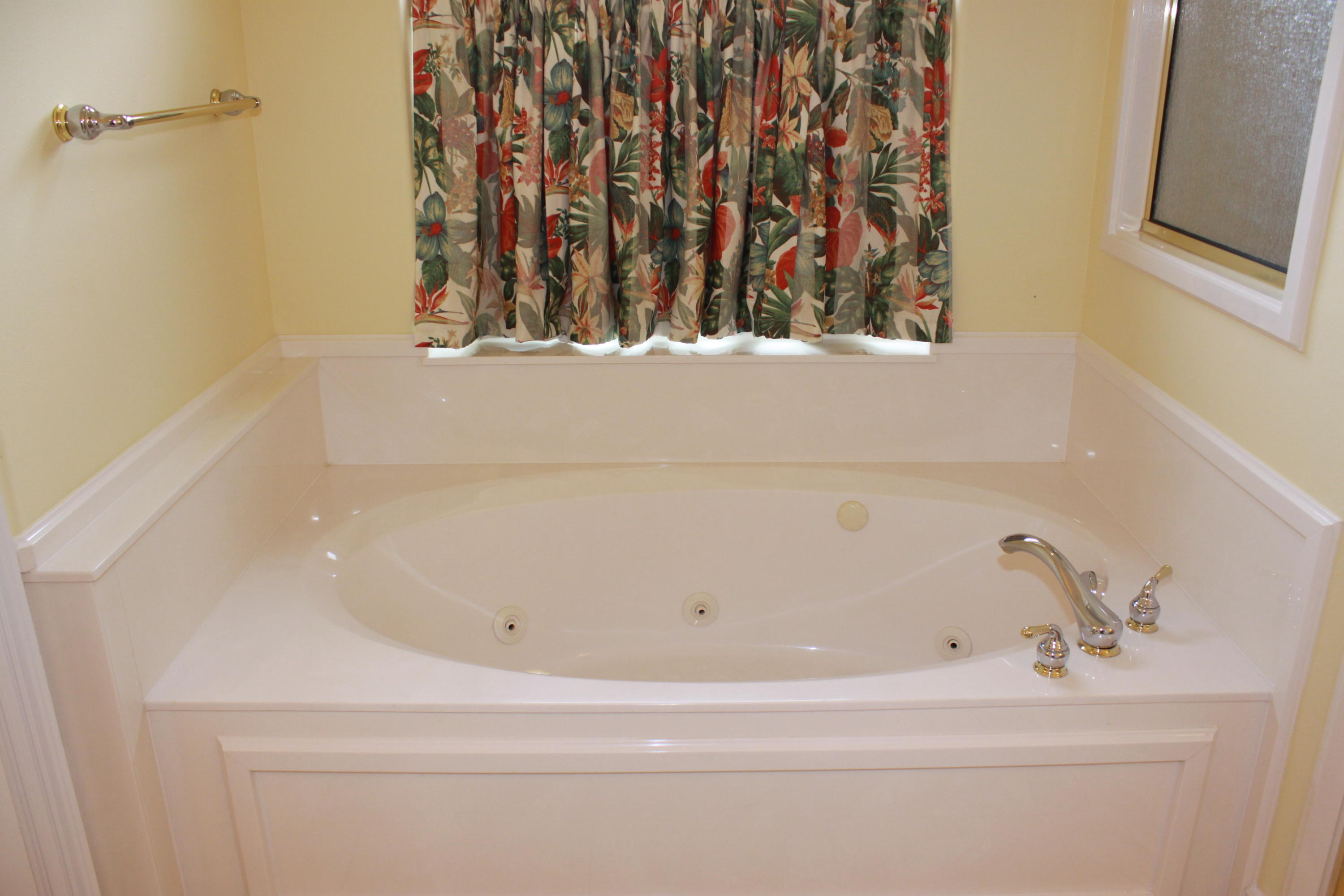 EMERALD BAY PH 1A - Residential